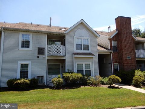 Condo For Sale - 810 Diamond Drive<br/> NEWTOWN, PA 18940