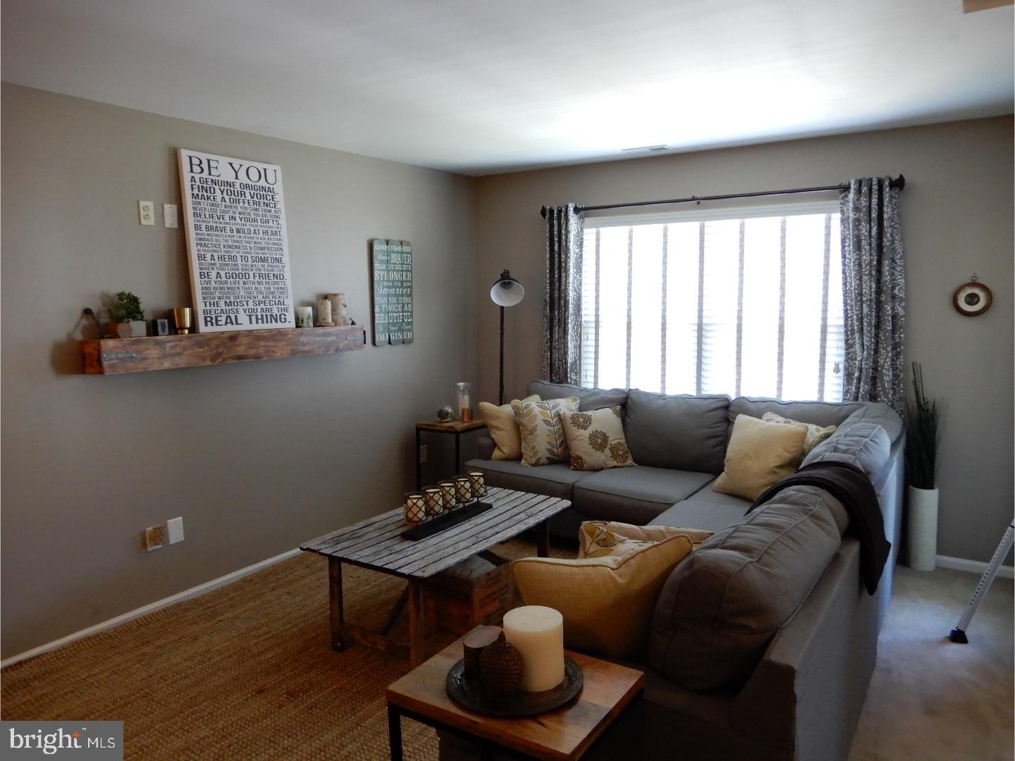 CROWN POINT - Residential