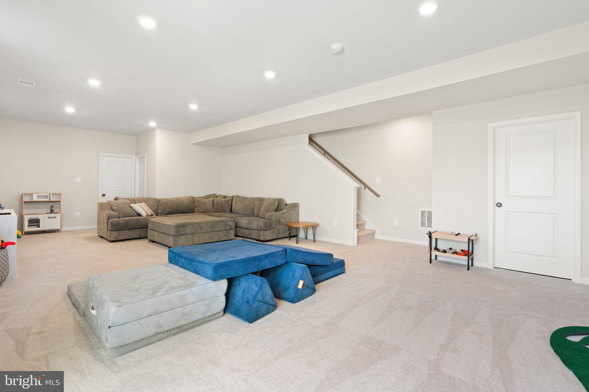 HARVEST HILLS - Residential