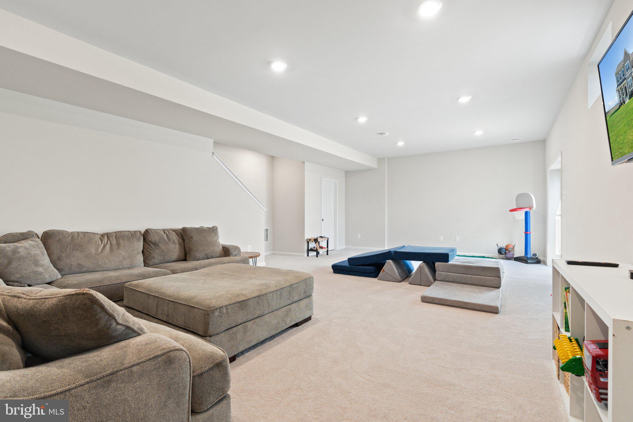 HARVEST HILLS - Residential