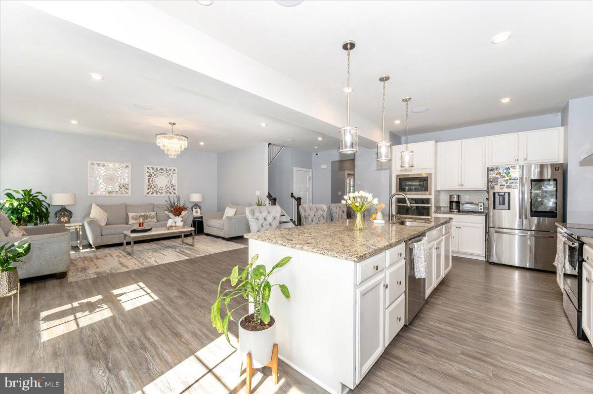 POTOMAC STATION - Residential