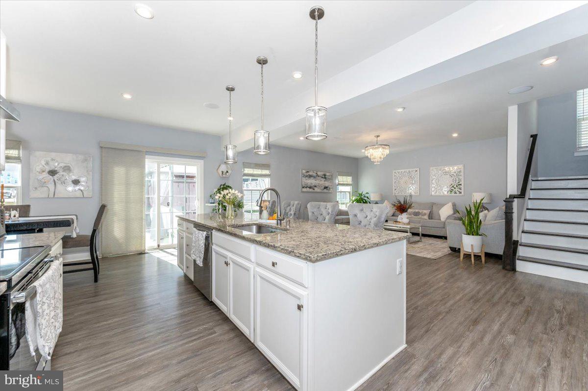 POTOMAC STATION - Residential