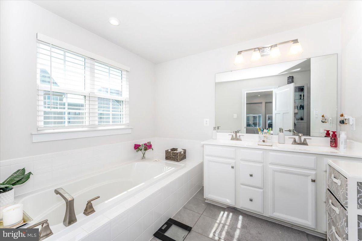 POTOMAC STATION - Residential