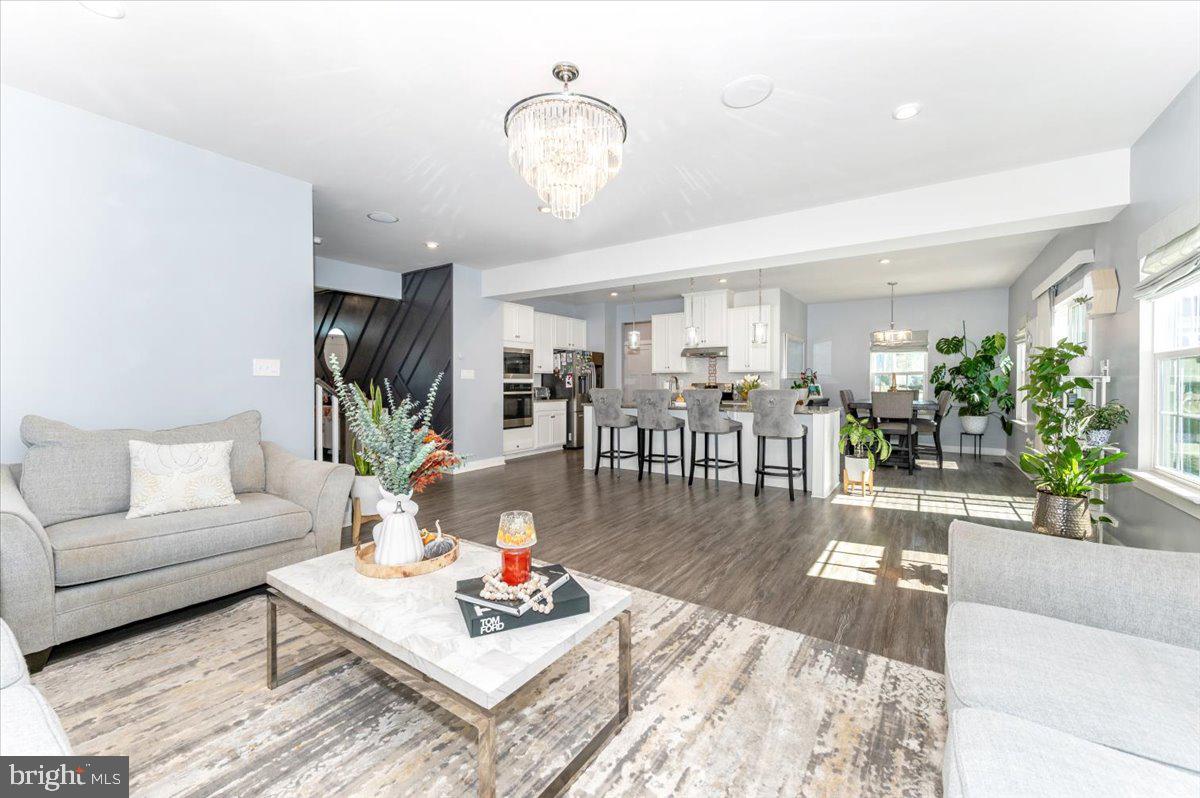 POTOMAC STATION - Residential