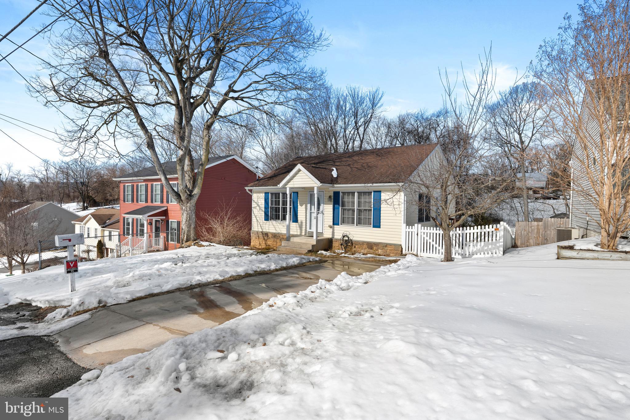 BRUNSWICK - Residential