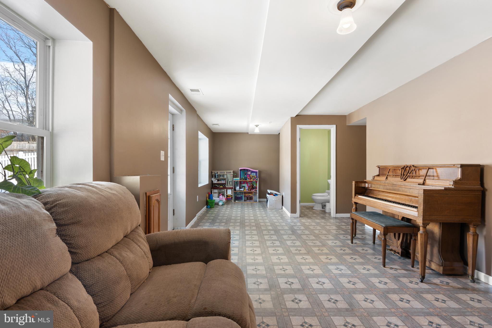 BRUNSWICK - Residential