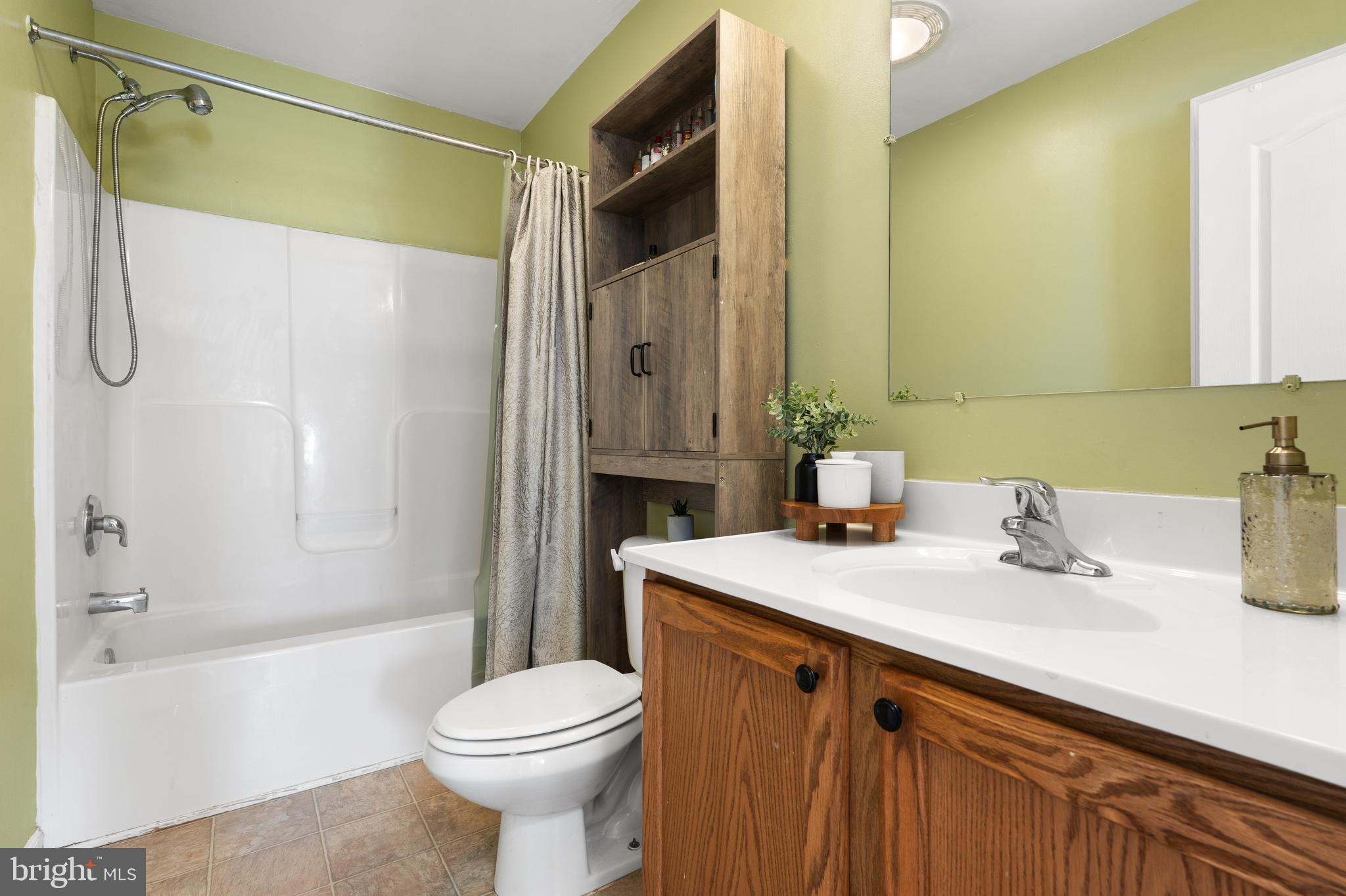 BRUNSWICK - Residential