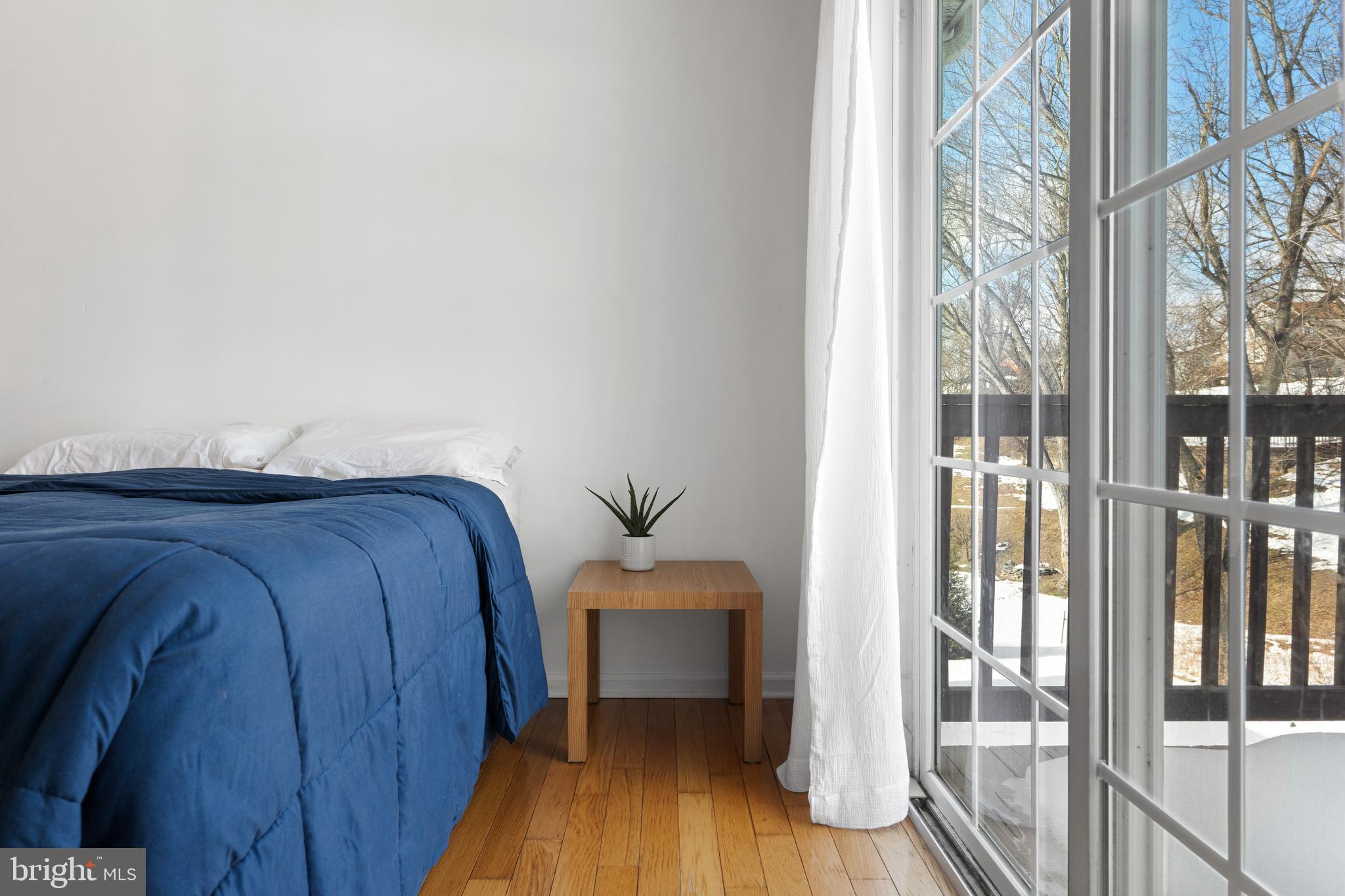 BRUNSWICK - Residential