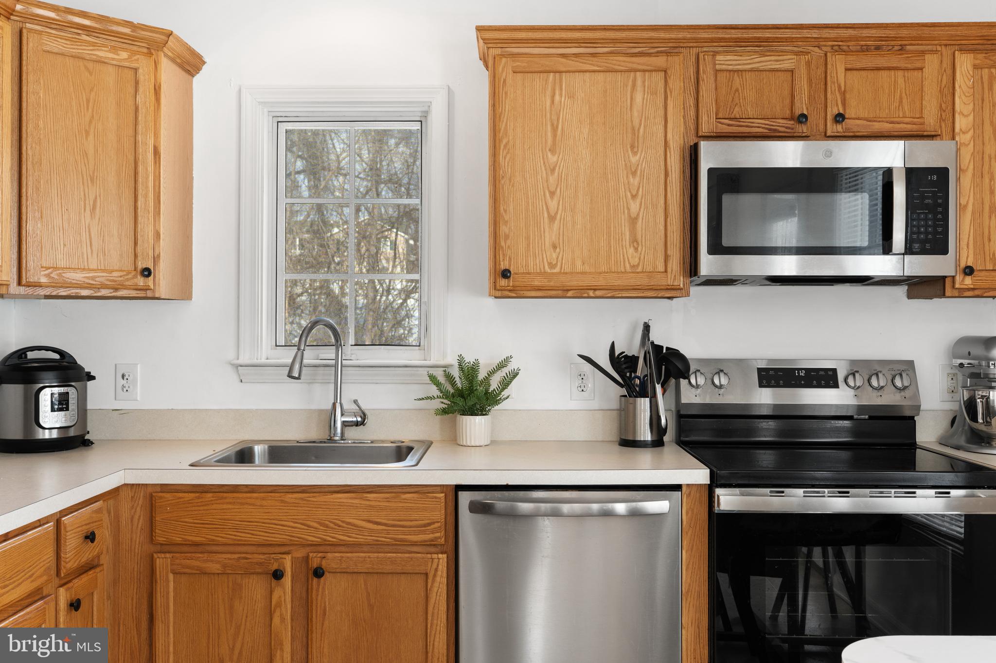 BRUNSWICK - Residential