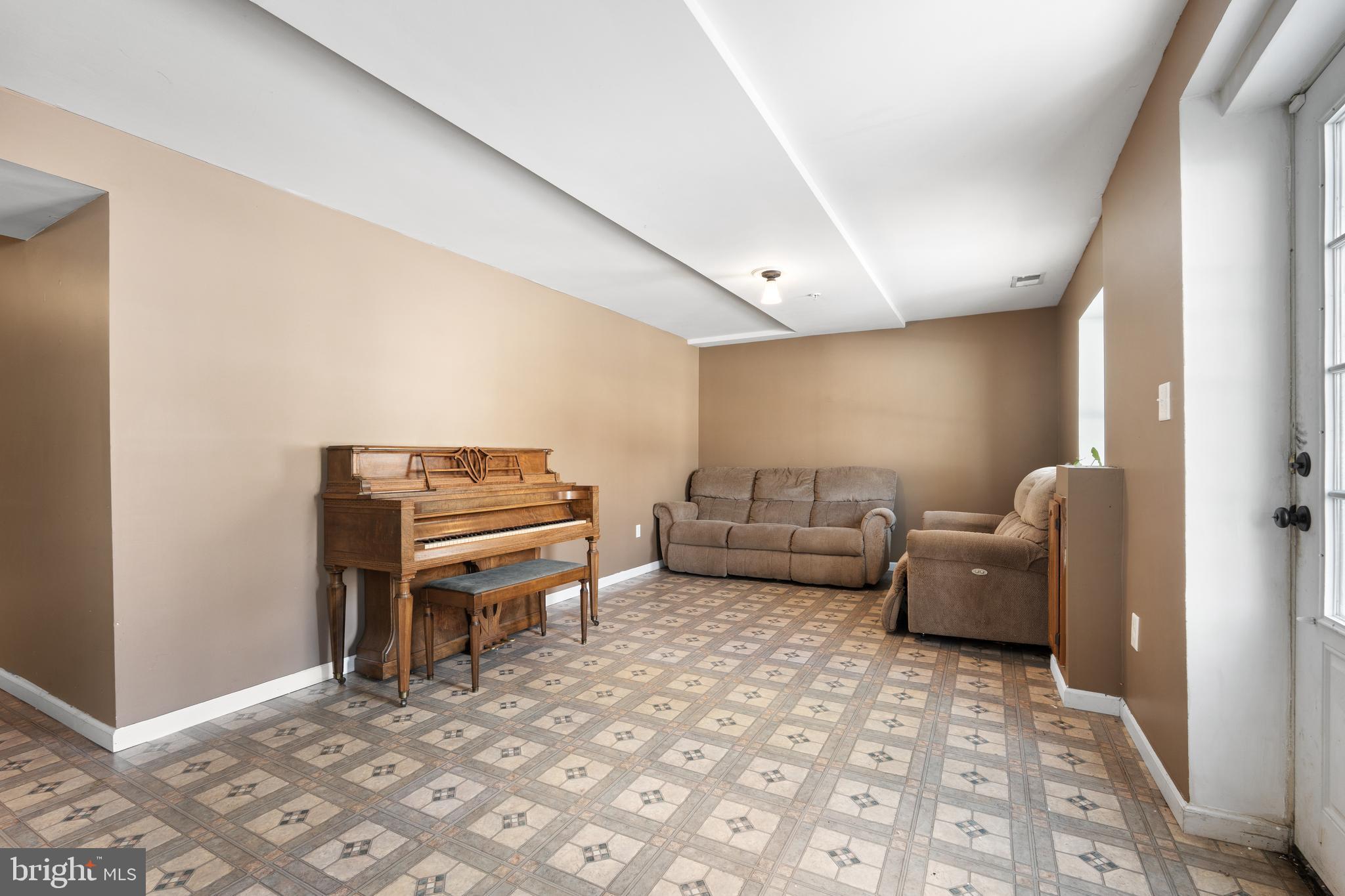 BRUNSWICK - Residential