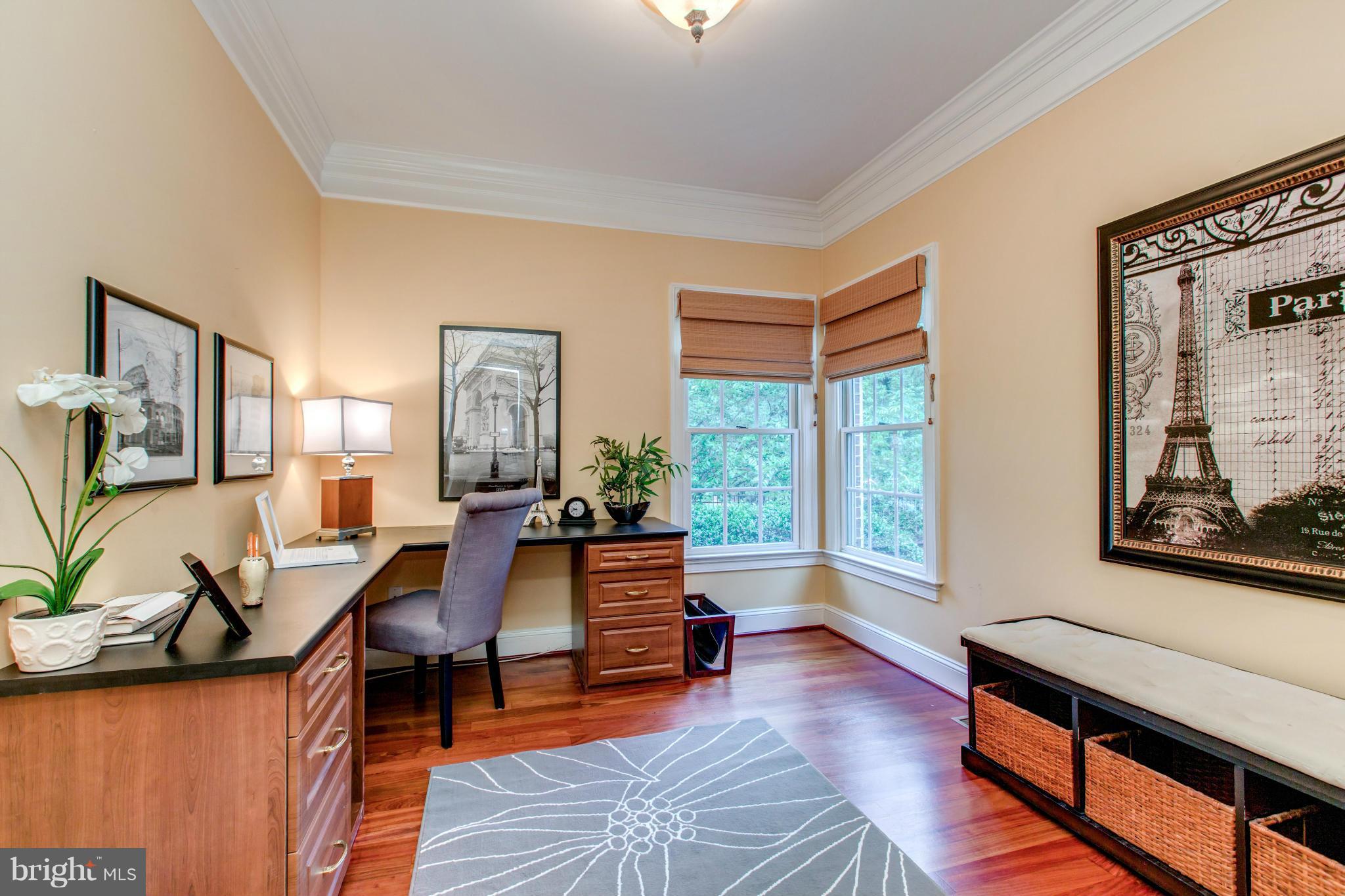 GREAT FALLS GLEN - Residential