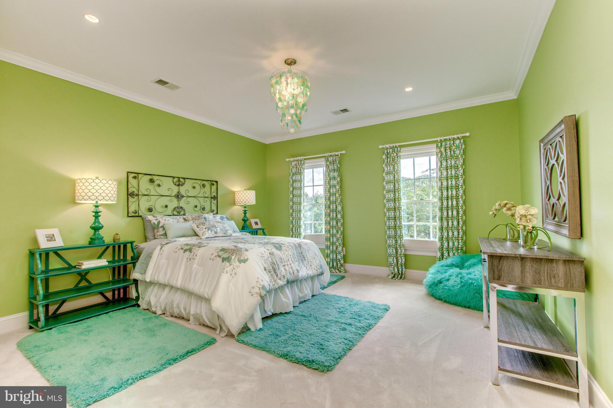 GREAT FALLS GLEN - Residential