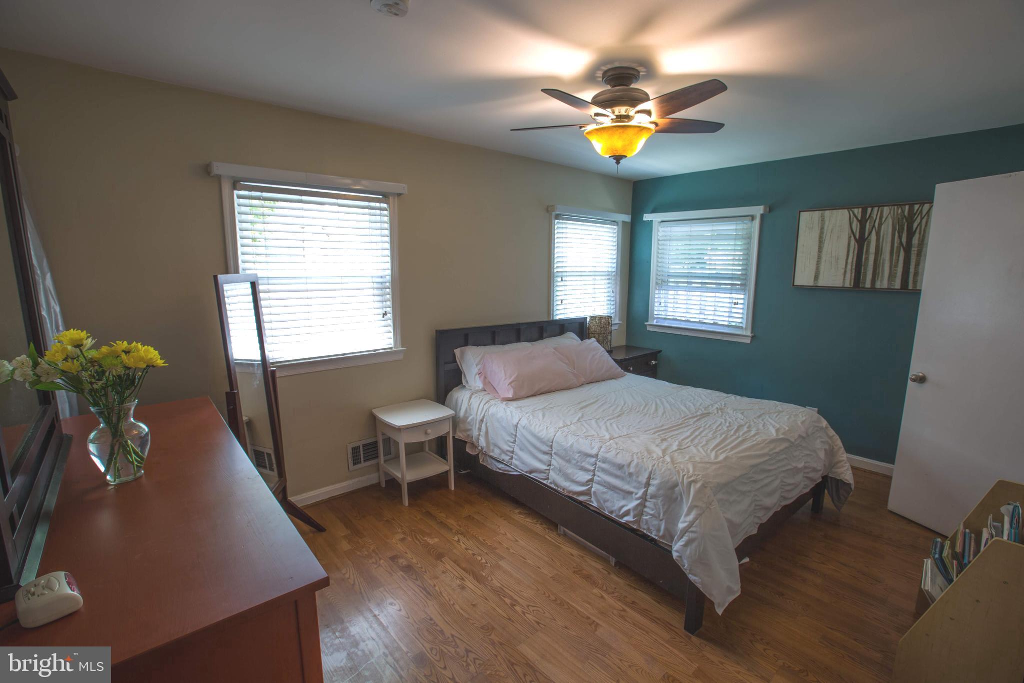 BEVERLEY HILLS - Residential Lease