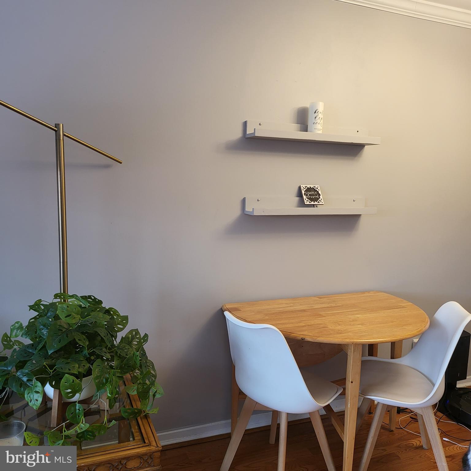 BEVERLEY HILLS - Residential Lease