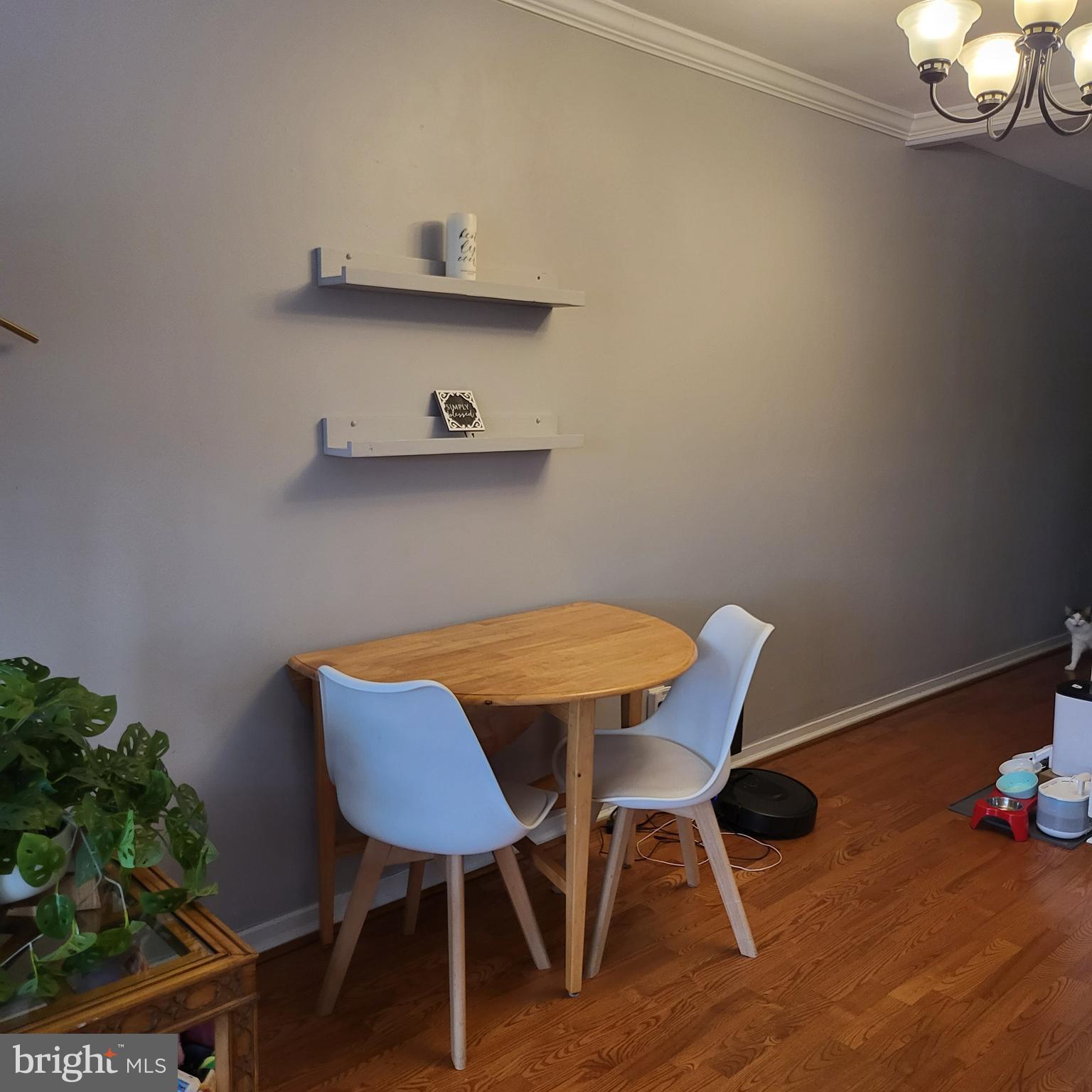 BEVERLEY HILLS - Residential Lease