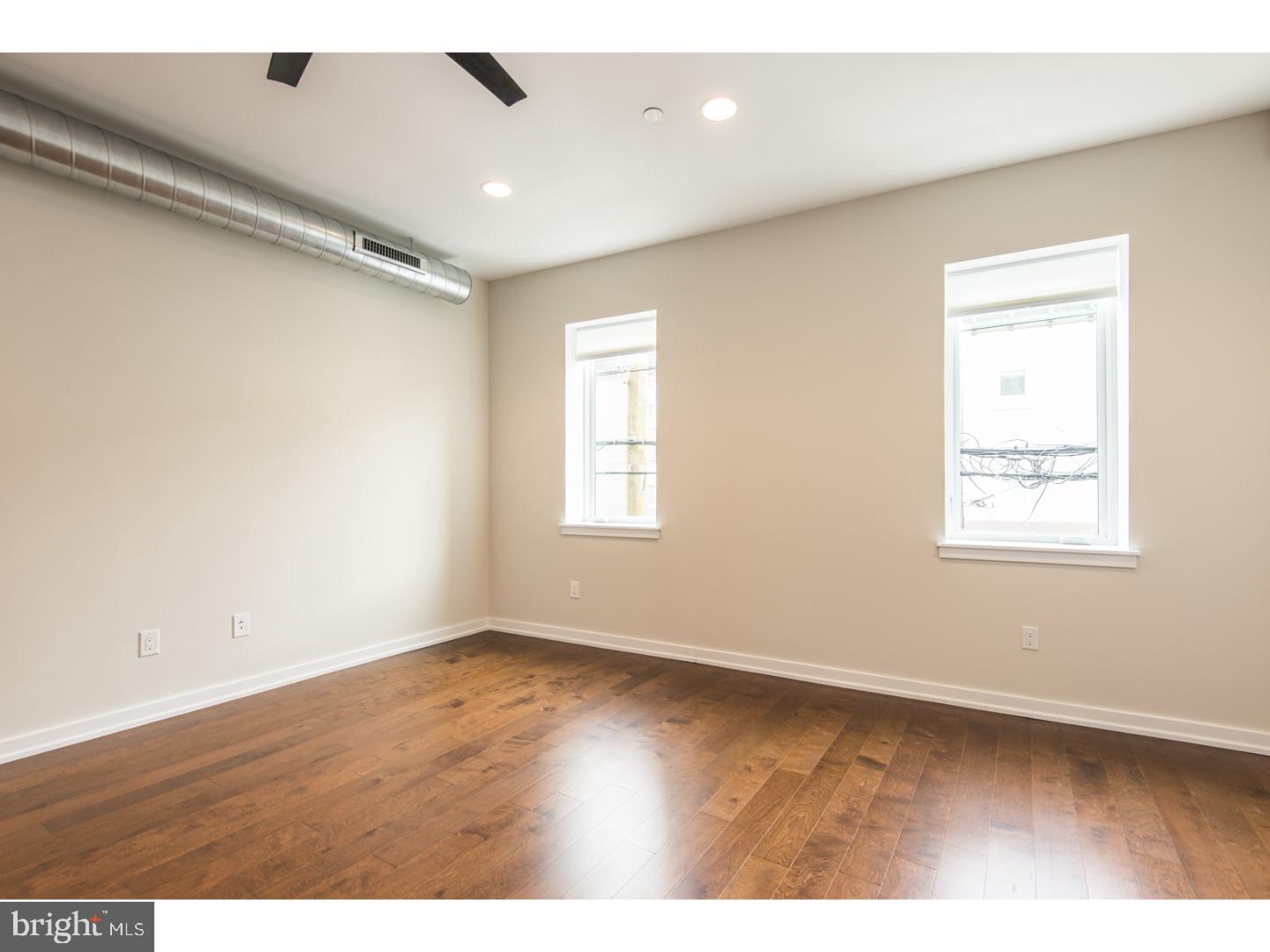 QUEEN VILLAGE - Residential Lease