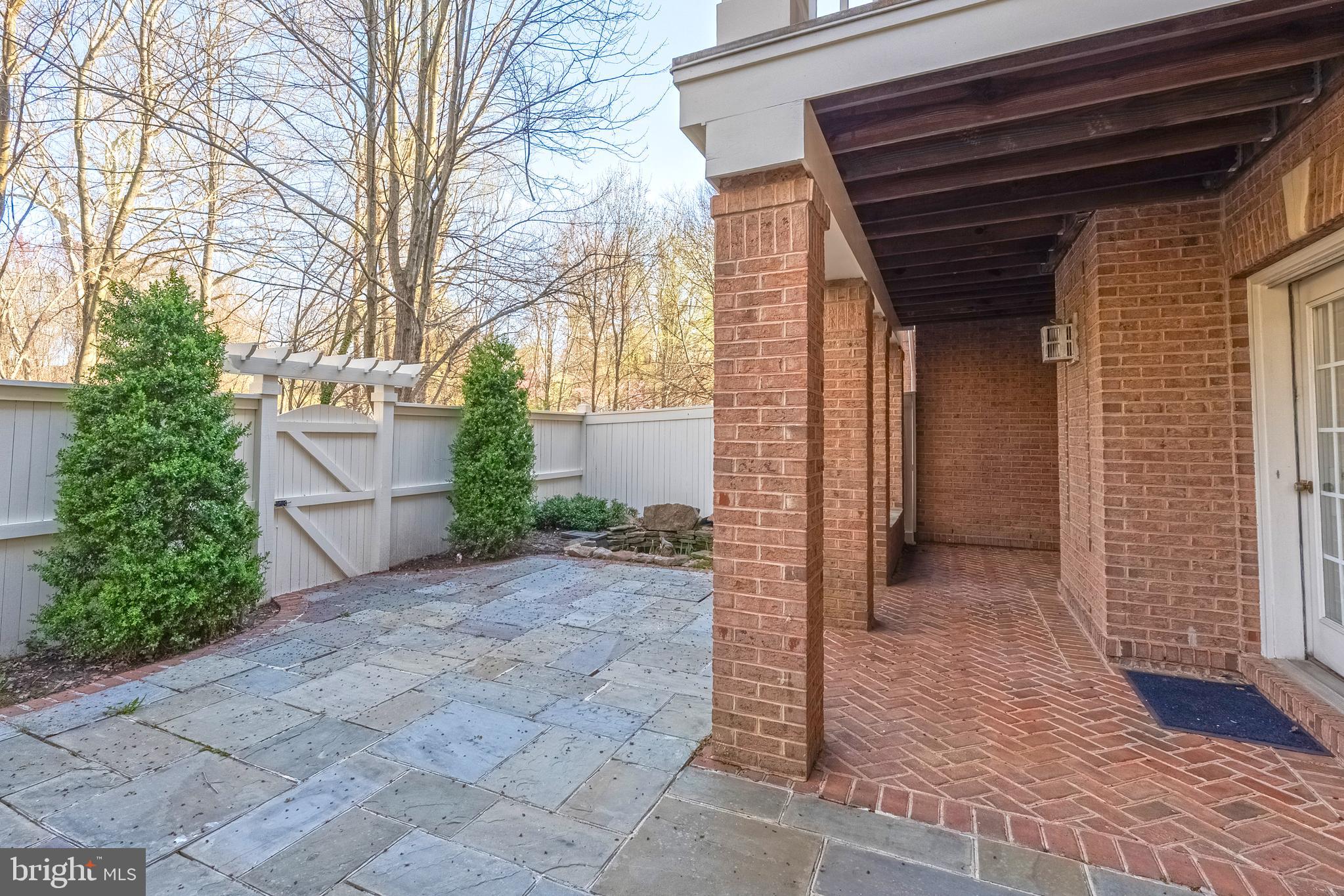 FARRCROFT - Residential Lease