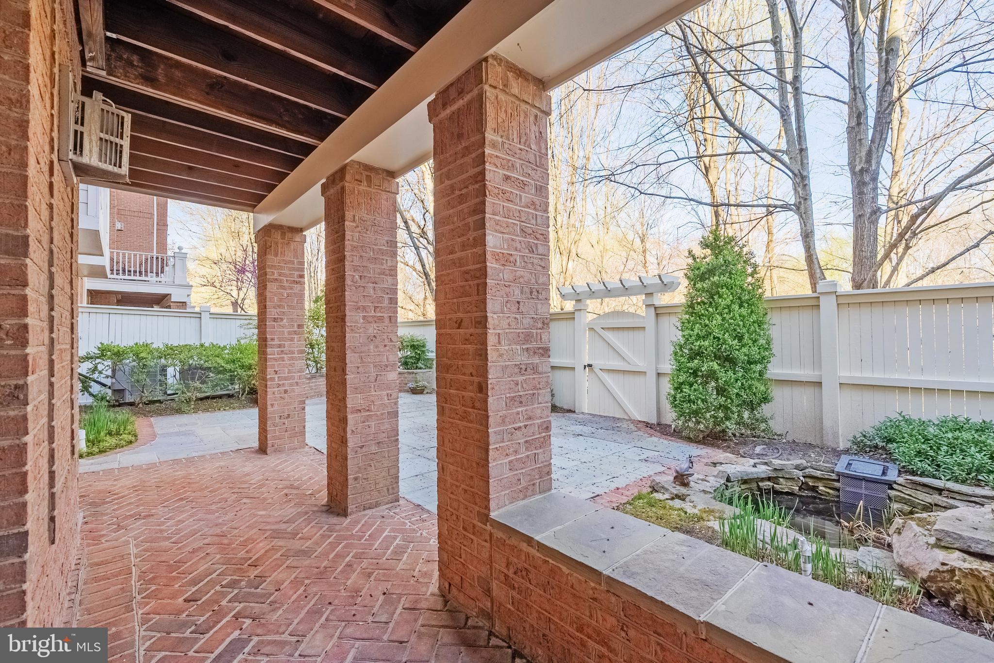 FARRCROFT - Residential Lease