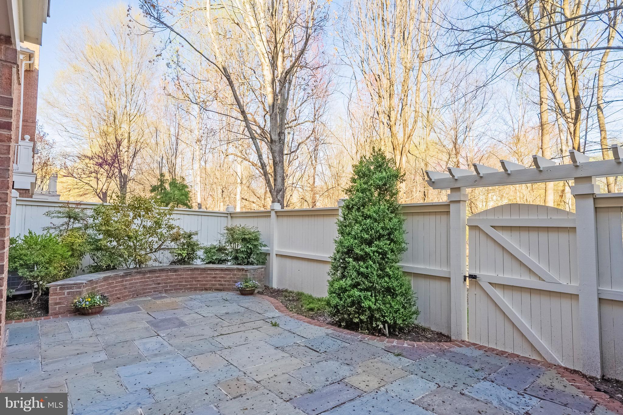 FARRCROFT - Residential Lease