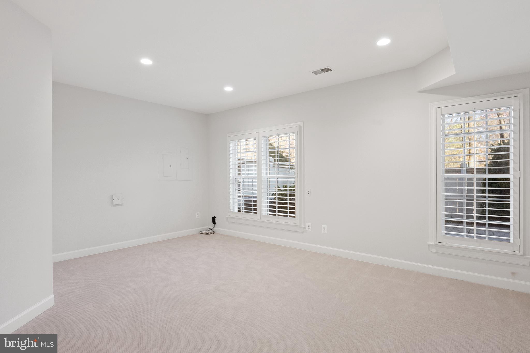 FARRCROFT - Residential Lease