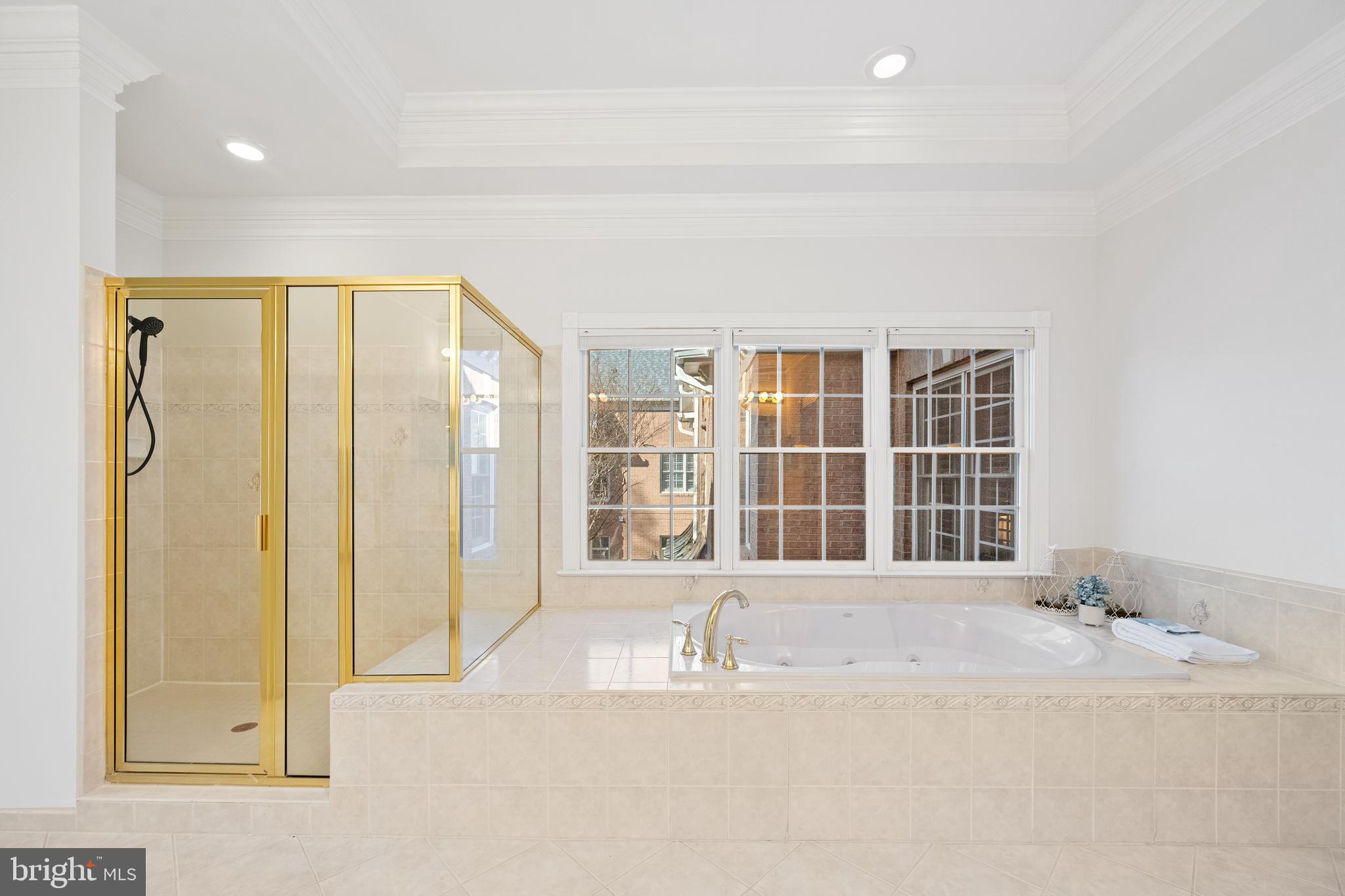 FARRCROFT - Residential Lease