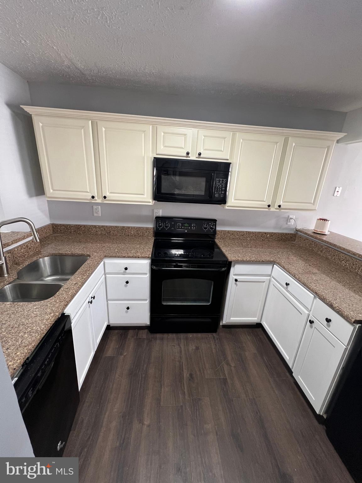 ST GEORGES HUNDRED - Residential Lease