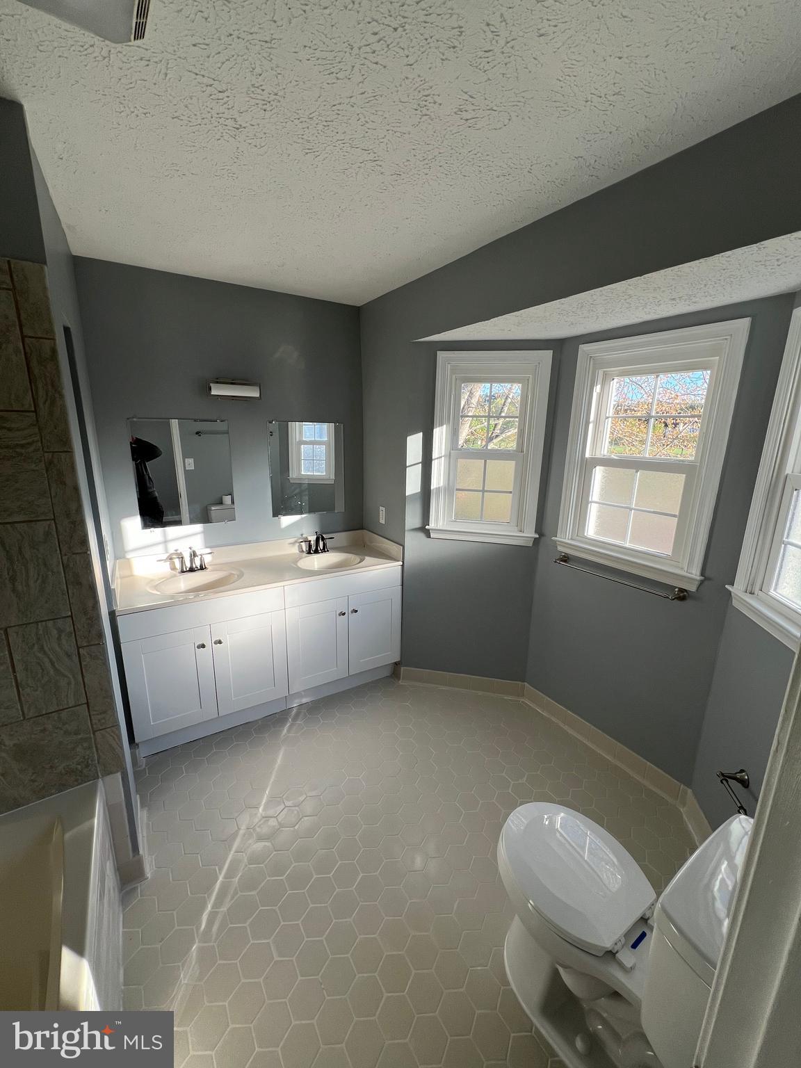 ST GEORGES HUNDRED - Residential Lease