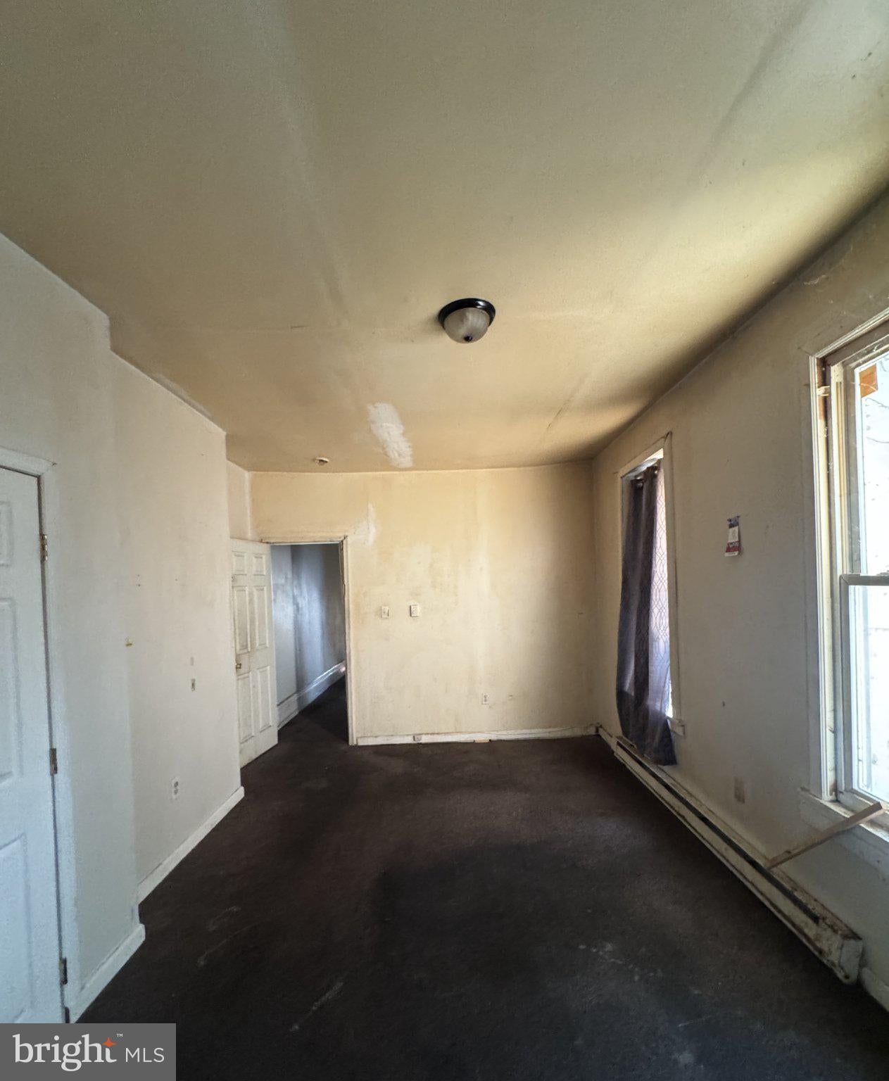 1233 N 60TH