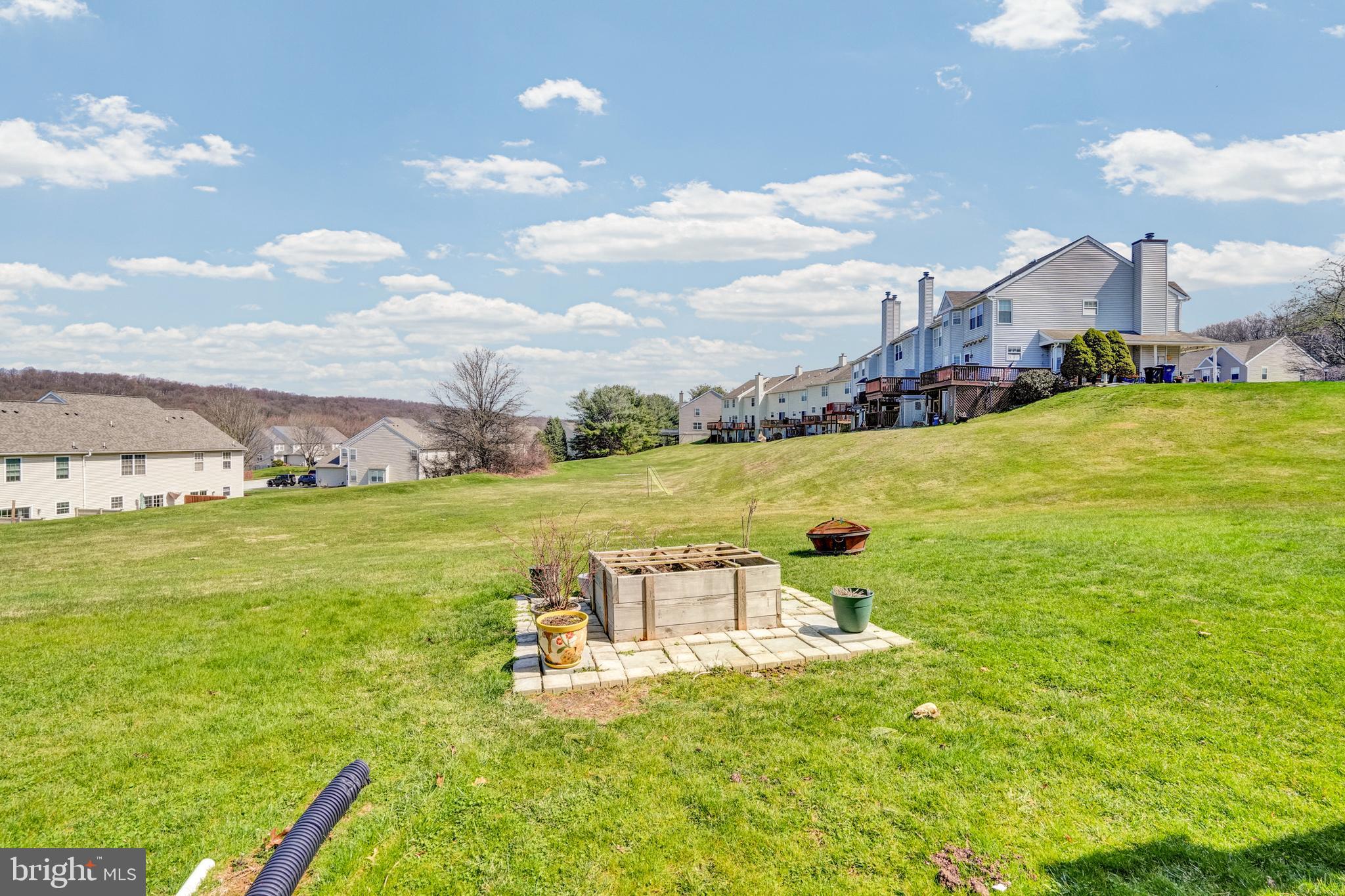 VALLEY CROSSING - Residential