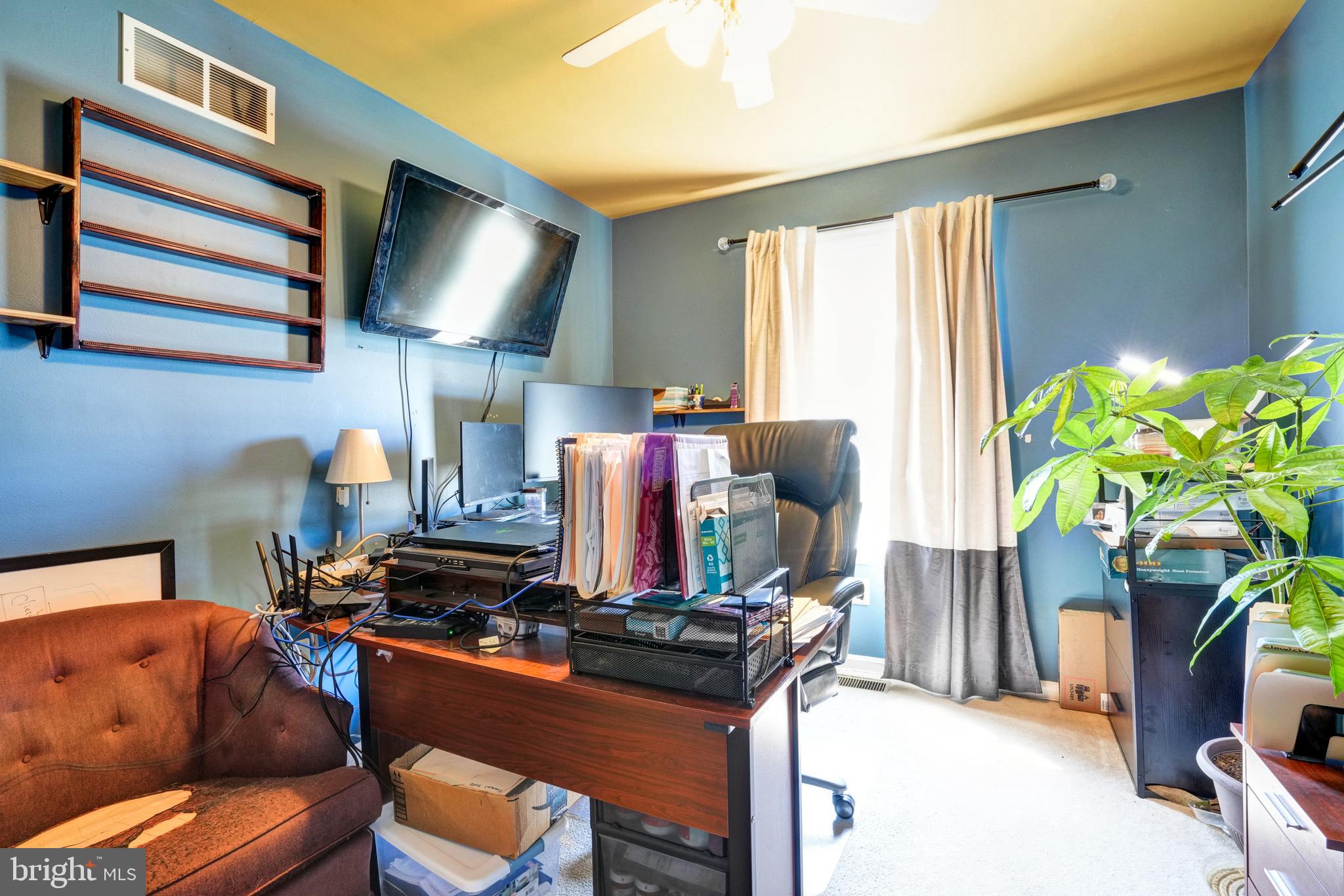 VALLEY CROSSING - Residential