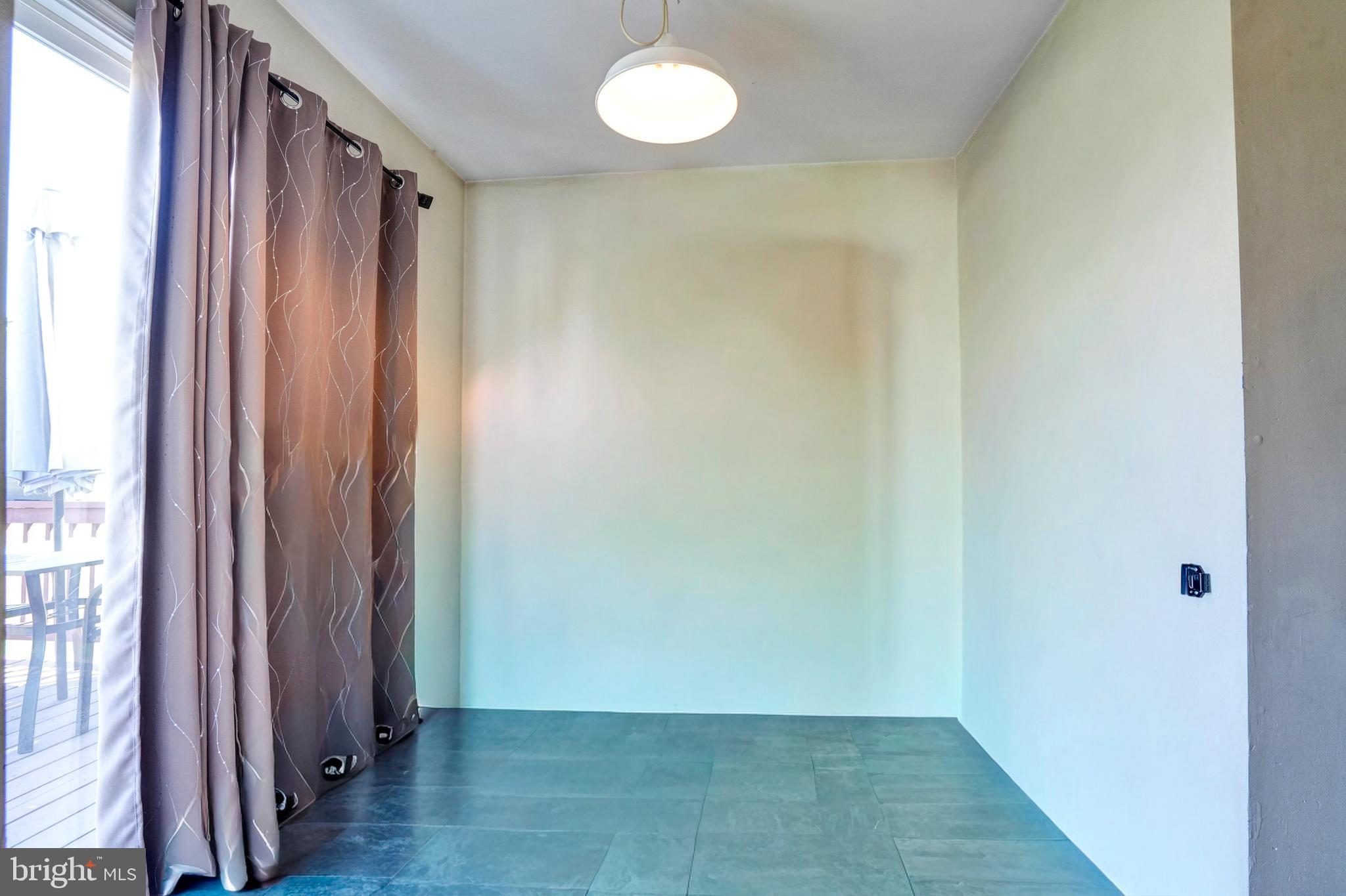 VALLEY CROSSING - Residential