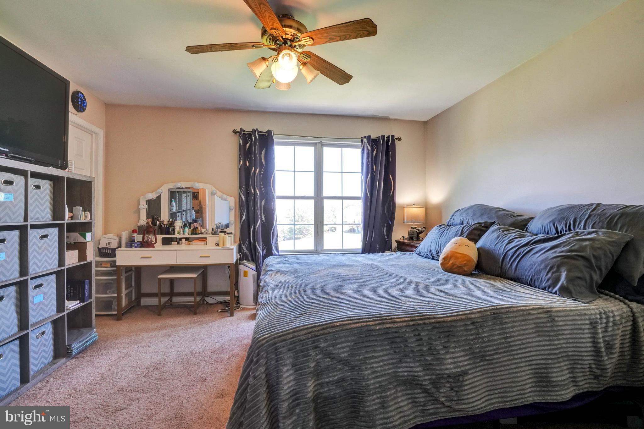 VALLEY CROSSING - Residential