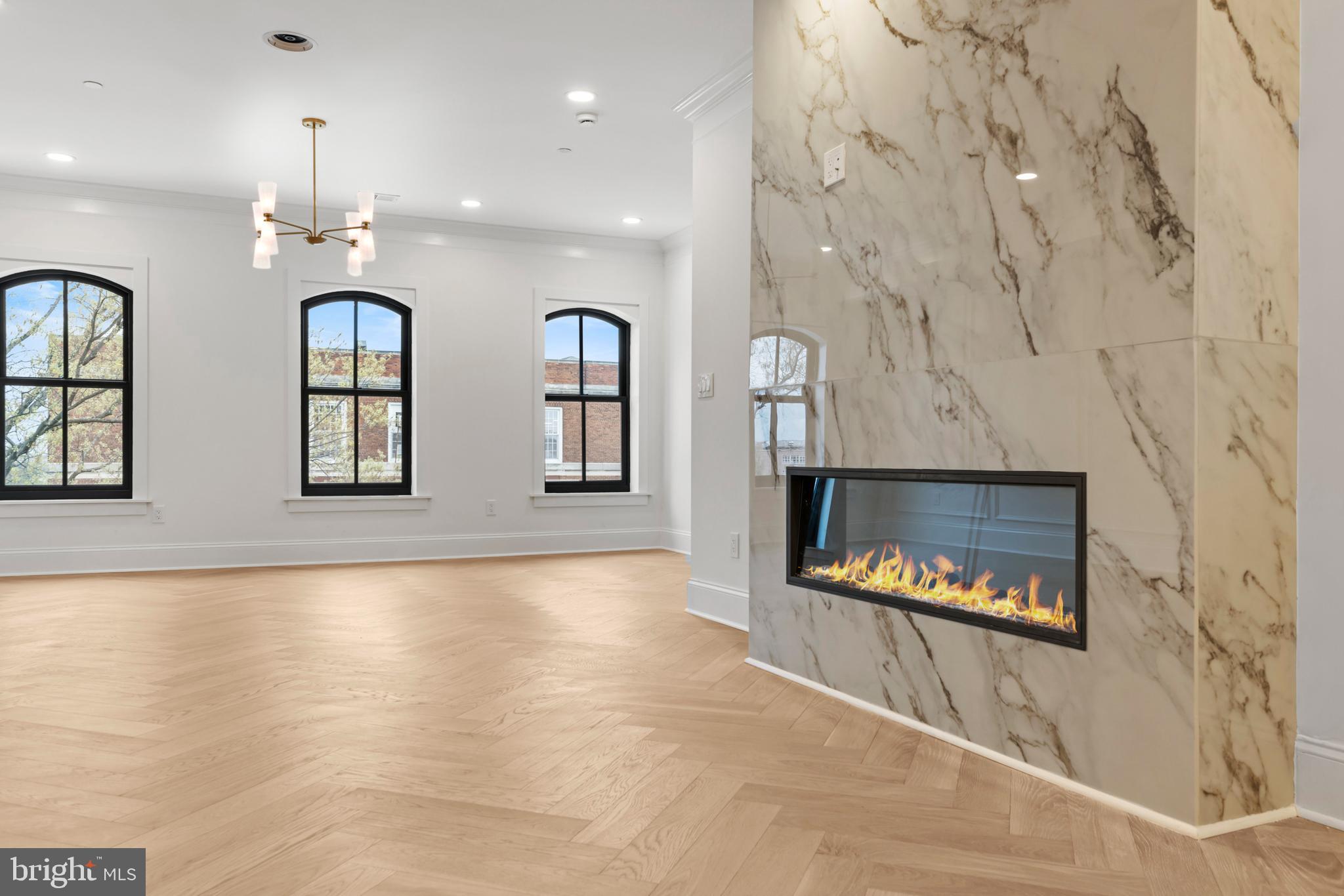 733 EUCLID STREET NW 302