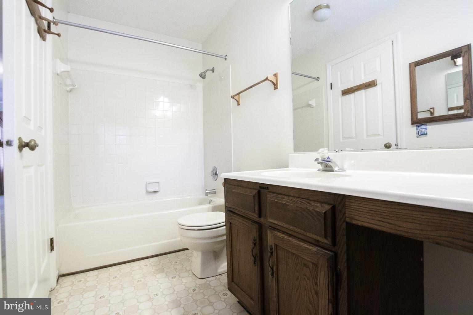 CANTERBURY ESTATES - Residential Lease