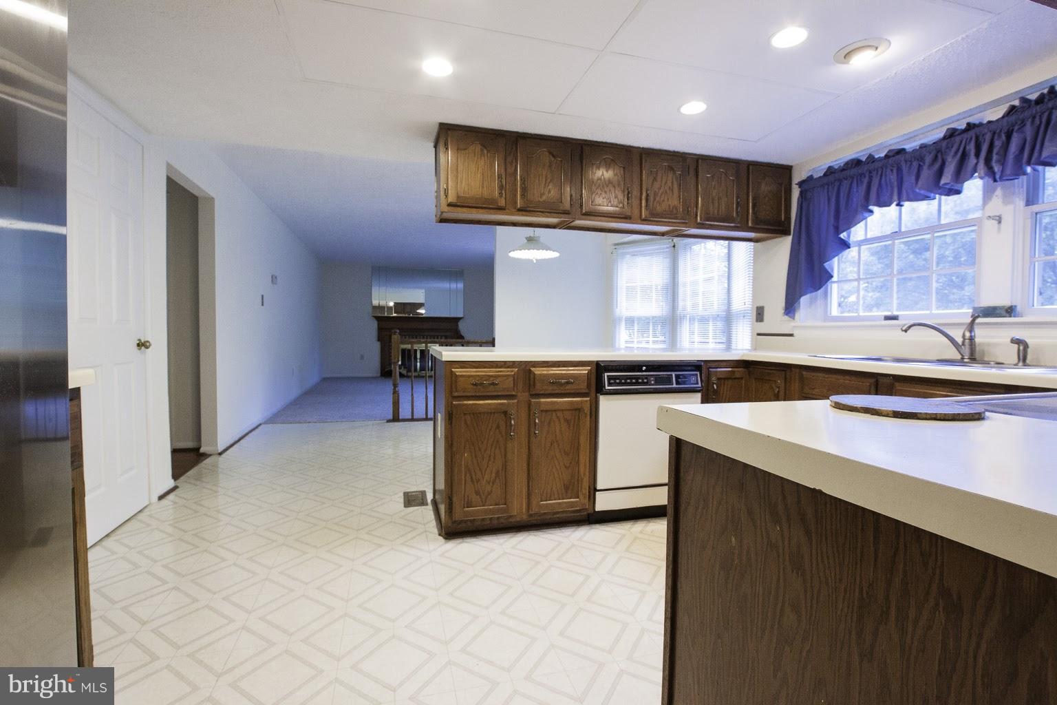 CANTERBURY ESTATES - Residential Lease