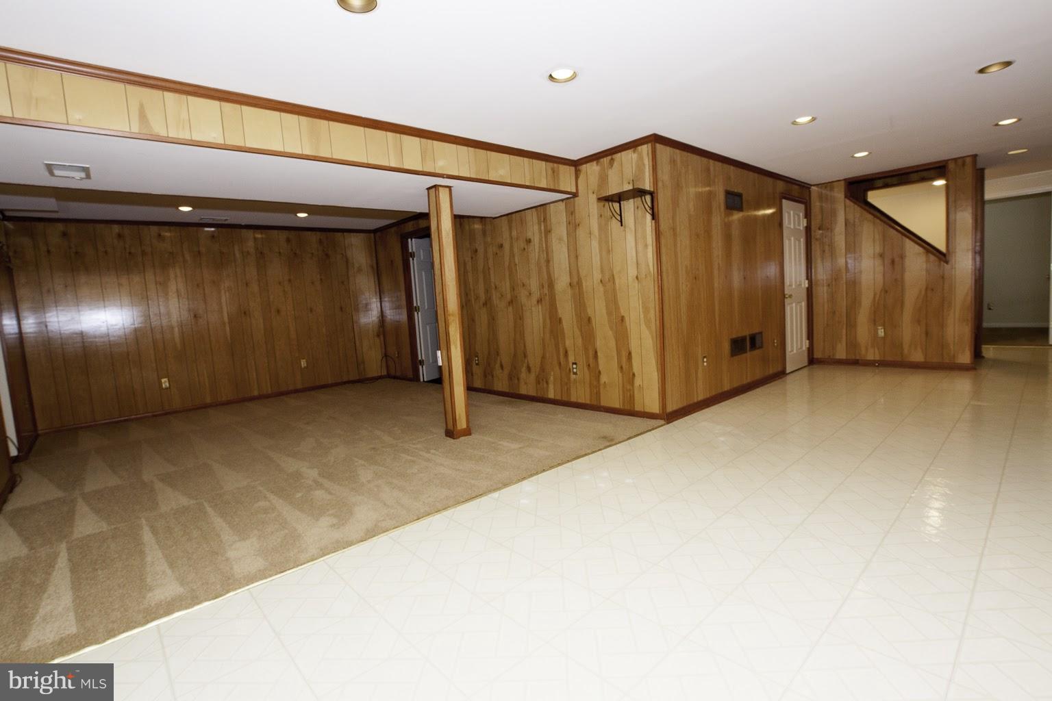 CANTERBURY ESTATES - Residential Lease