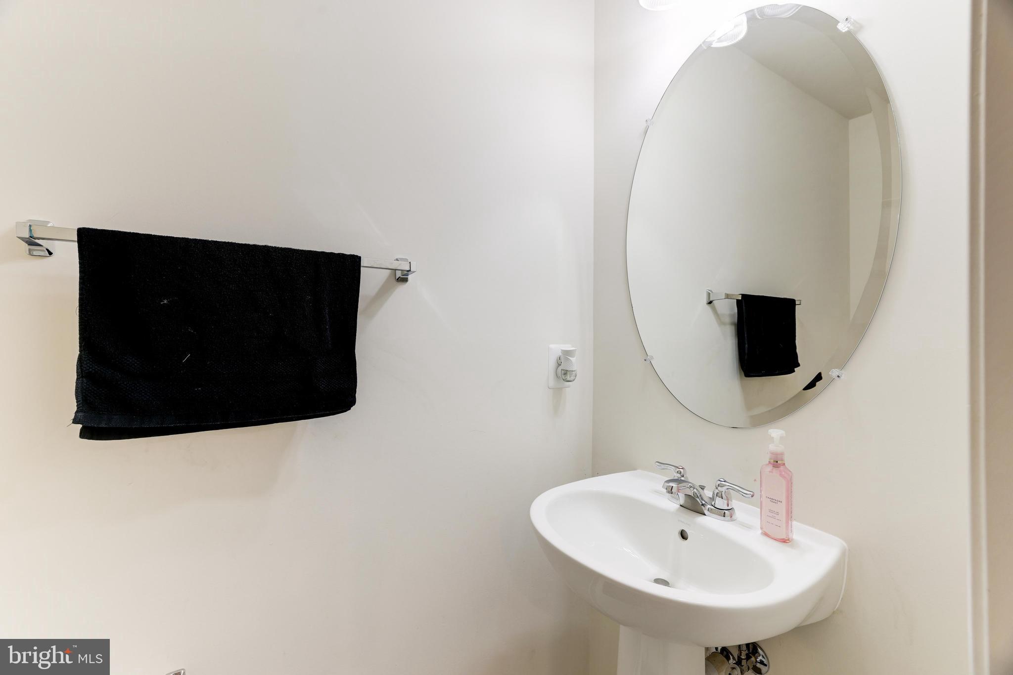 ALEXANDERS CHASE - Residential Lease