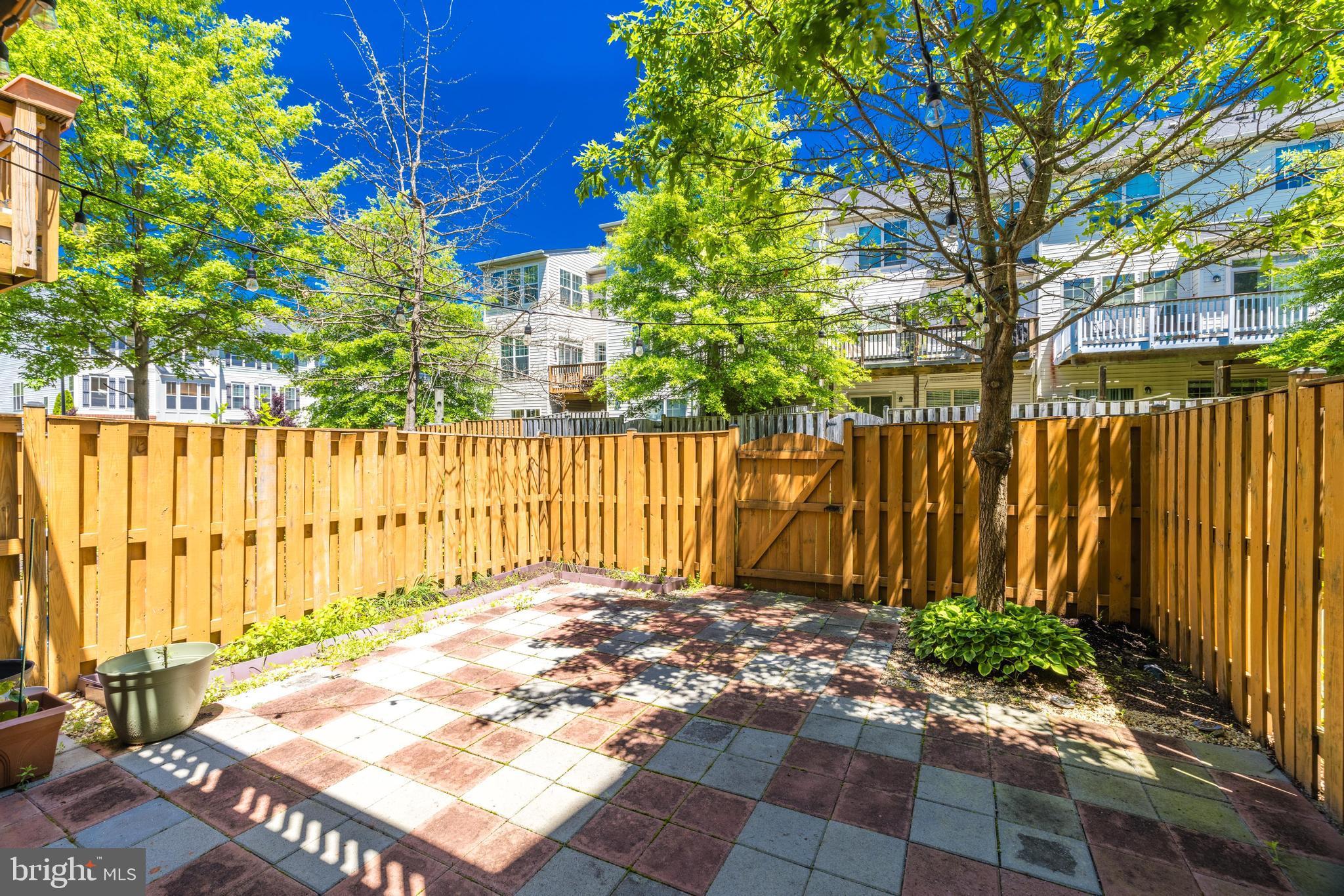 ALEXANDERS CHASE - Residential Lease