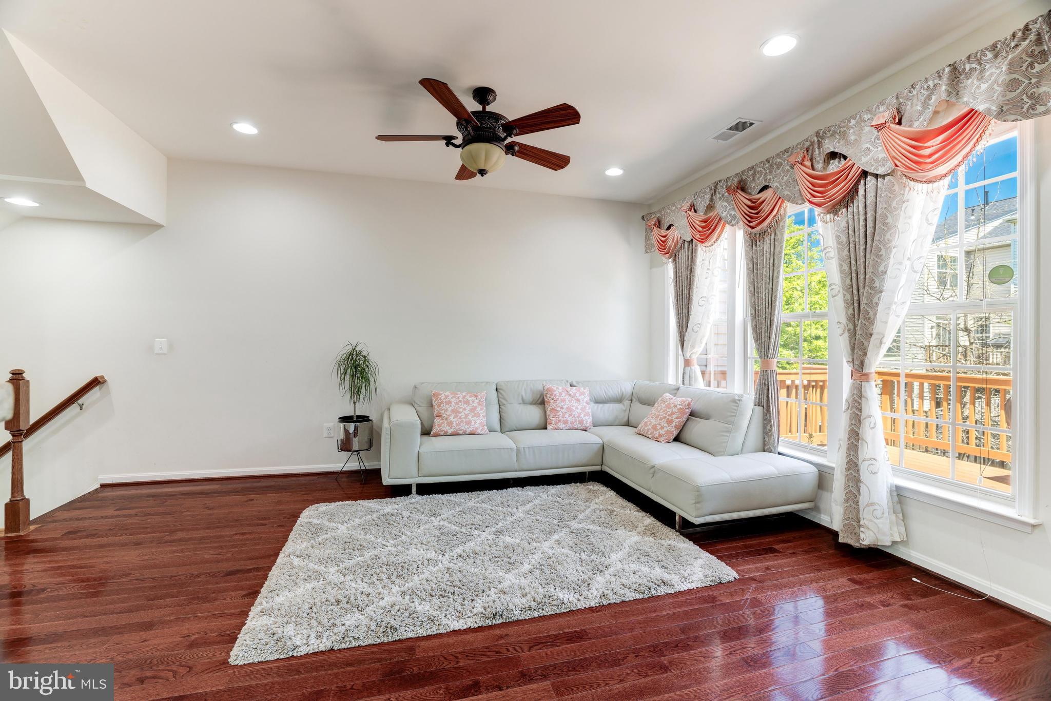 ALEXANDERS CHASE - Residential Lease