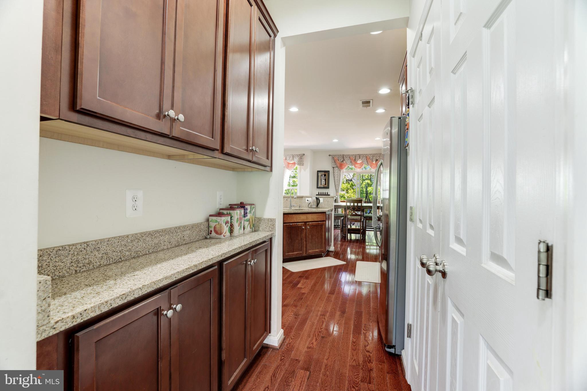 ALEXANDERS CHASE - Residential Lease