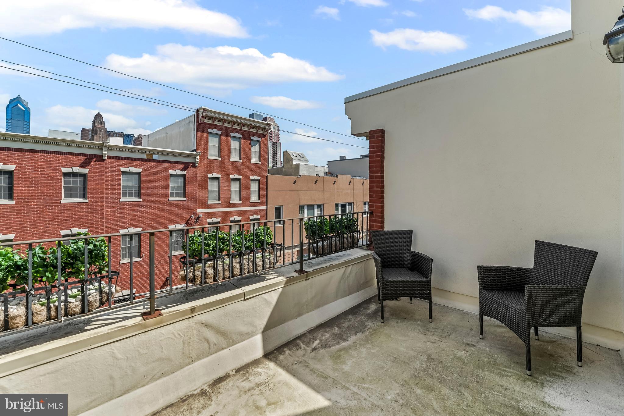 GRADUATE HOSPITAL - Residential