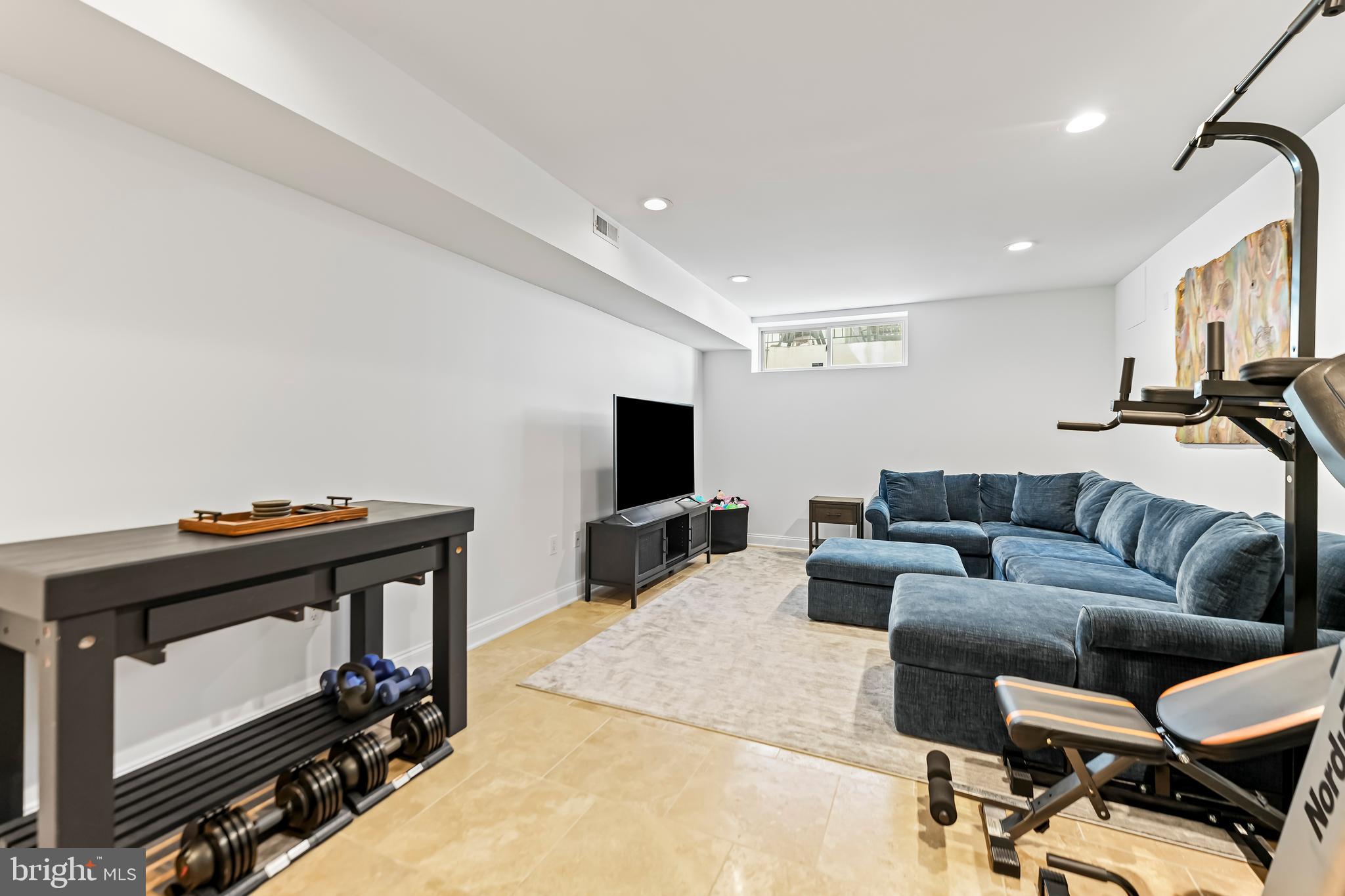 GRADUATE HOSPITAL - Residential