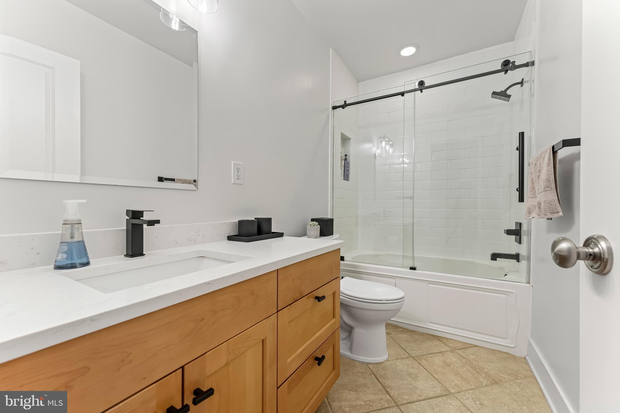 GRADUATE HOSPITAL - Residential