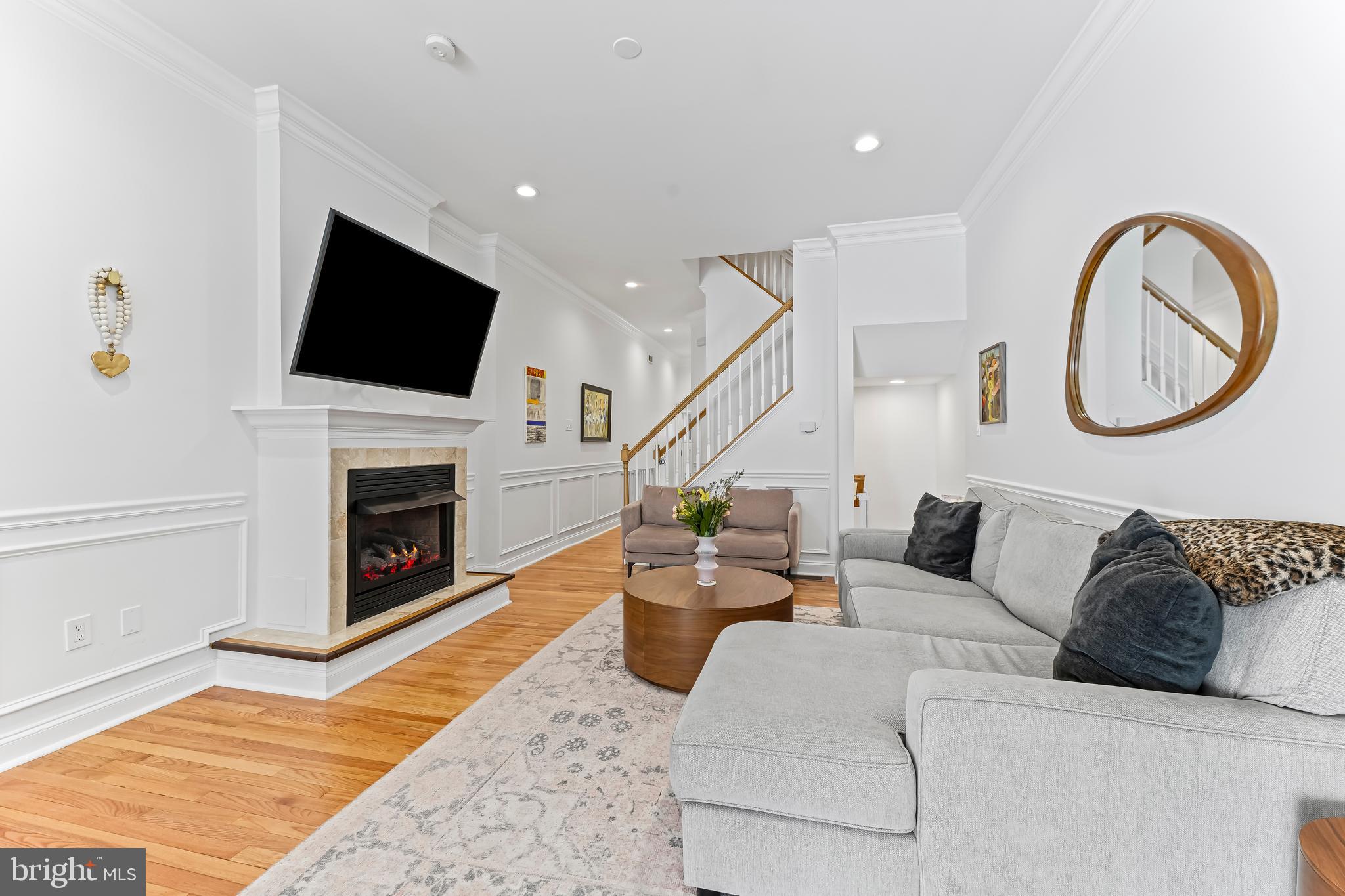 GRADUATE HOSPITAL - Residential