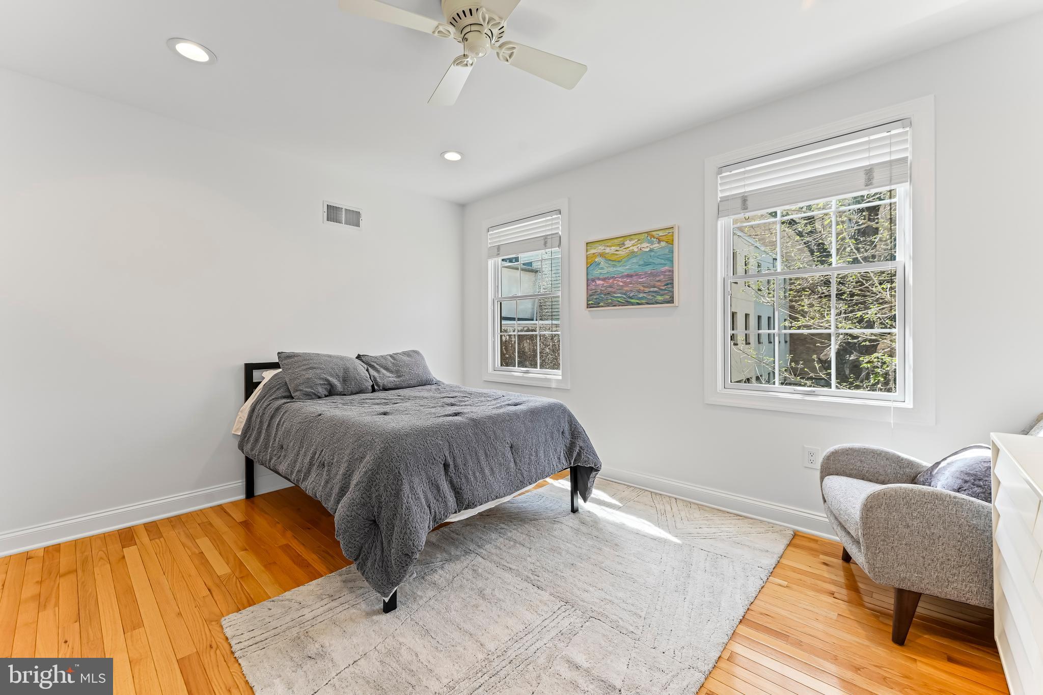 GRADUATE HOSPITAL - Residential