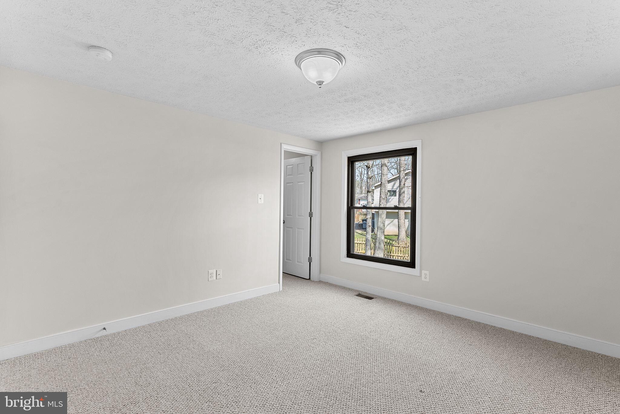 MONTCLAIR - Residential