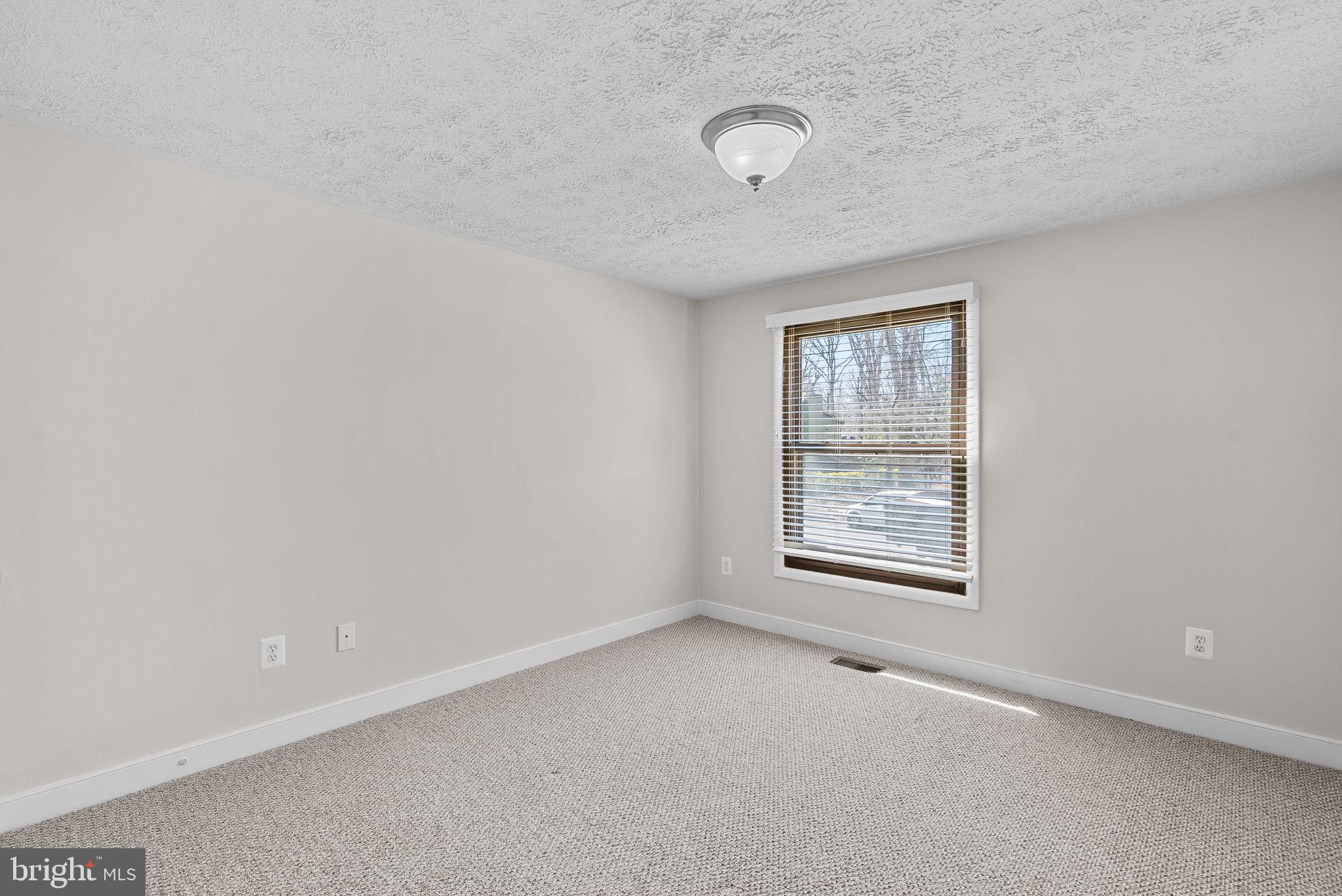 MONTCLAIR - Residential