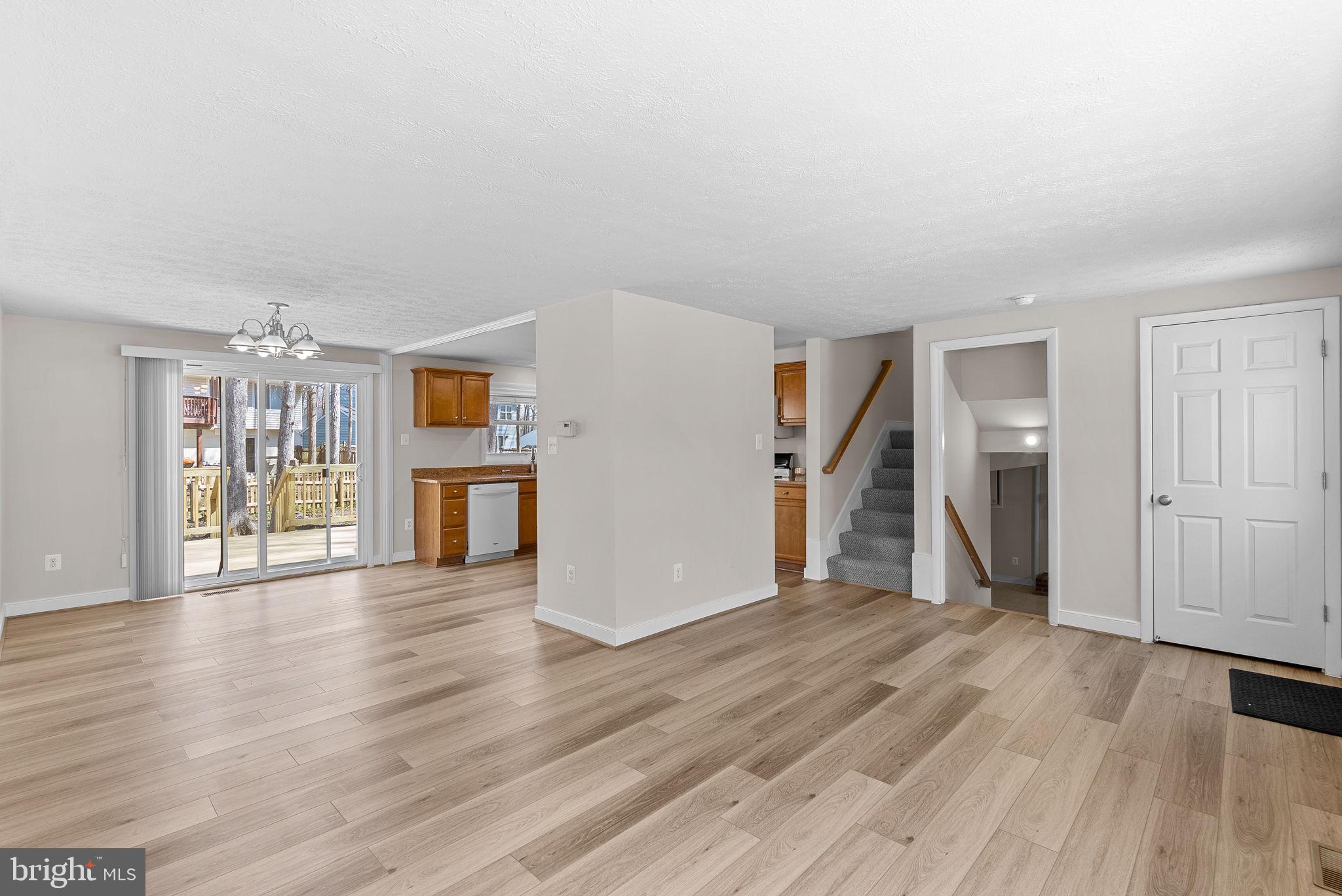 MONTCLAIR - Residential