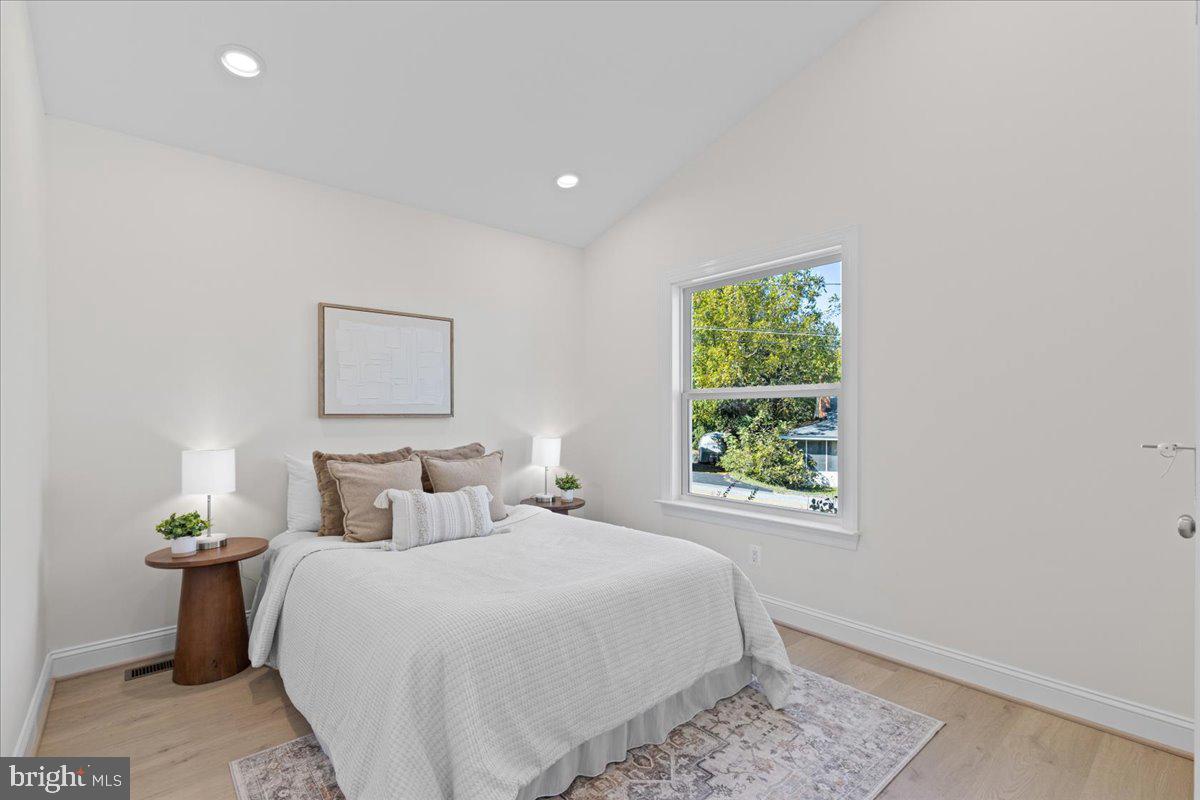 NEELD ESTATE - Residential