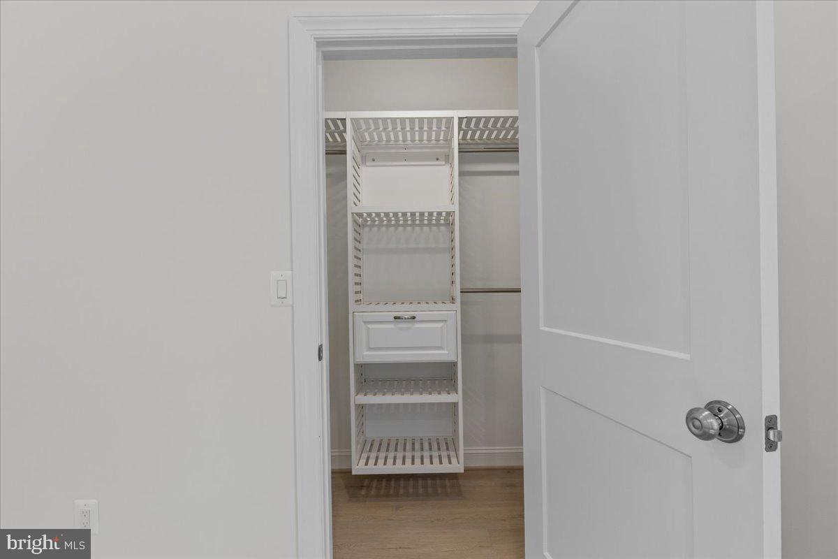 NEELD ESTATE - Residential